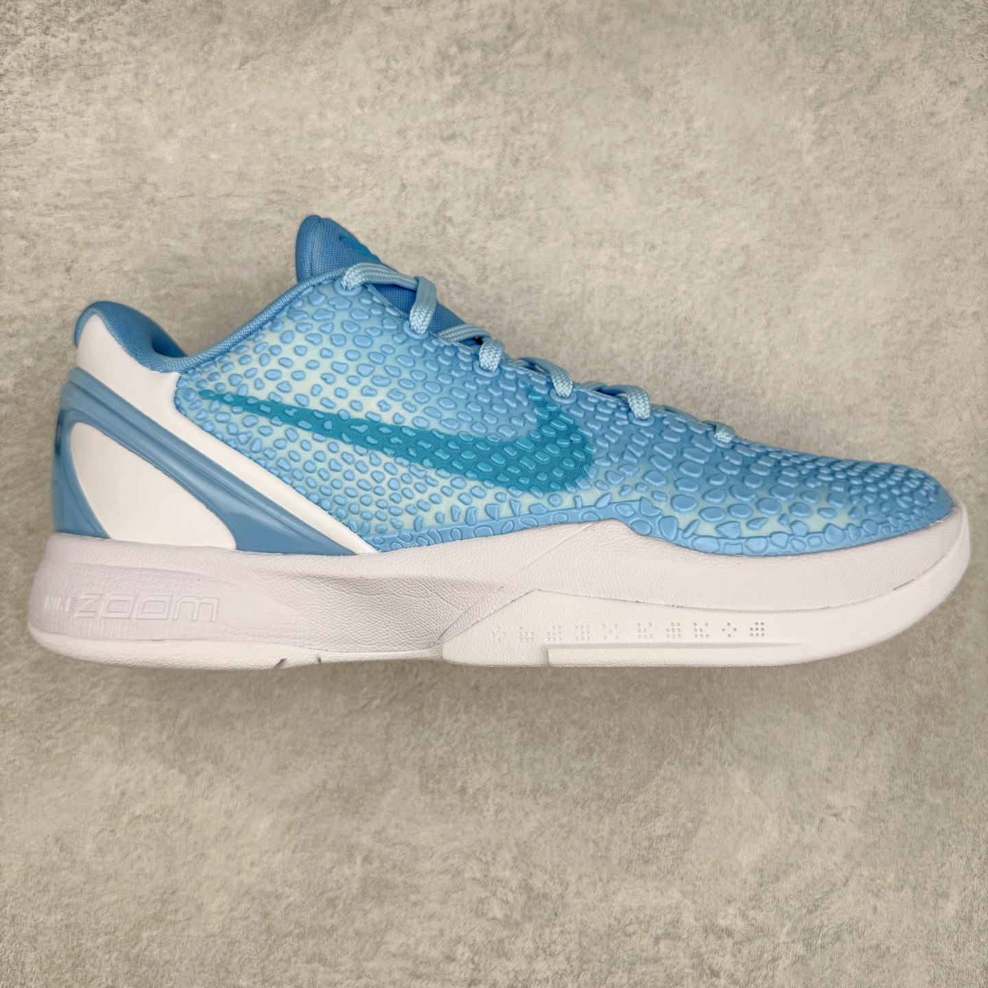 ＃纯原 NK Zoom Kobe 6 Protro 科比六代 PE2025-107 圈内顶级批次 完美复刻公司货 前掌超大Zoom Turbo气垫 后掌EVA缓震 真正的原汁原味 还原ZP脚感 全身鞋材卡料色独家定制 唯一正确喷漆工艺Swoosh 正确凹凸蛇鳞工艺 正确鞋面渐变效果 内全置真动飞态线 独立原厂模具 最大尺码达到48.5码 首批不拼图大几率过验 亲测已过 支持各种高强度实战 无需担心 上脚价 补货周期极长 脚宽建议买大半码 科比系列前掌偏窄 不影响二次销售 支持七天无理由退换 尺码：41 42 42.5 43 44 44.5 45 45.5 46 47.5-选品中心