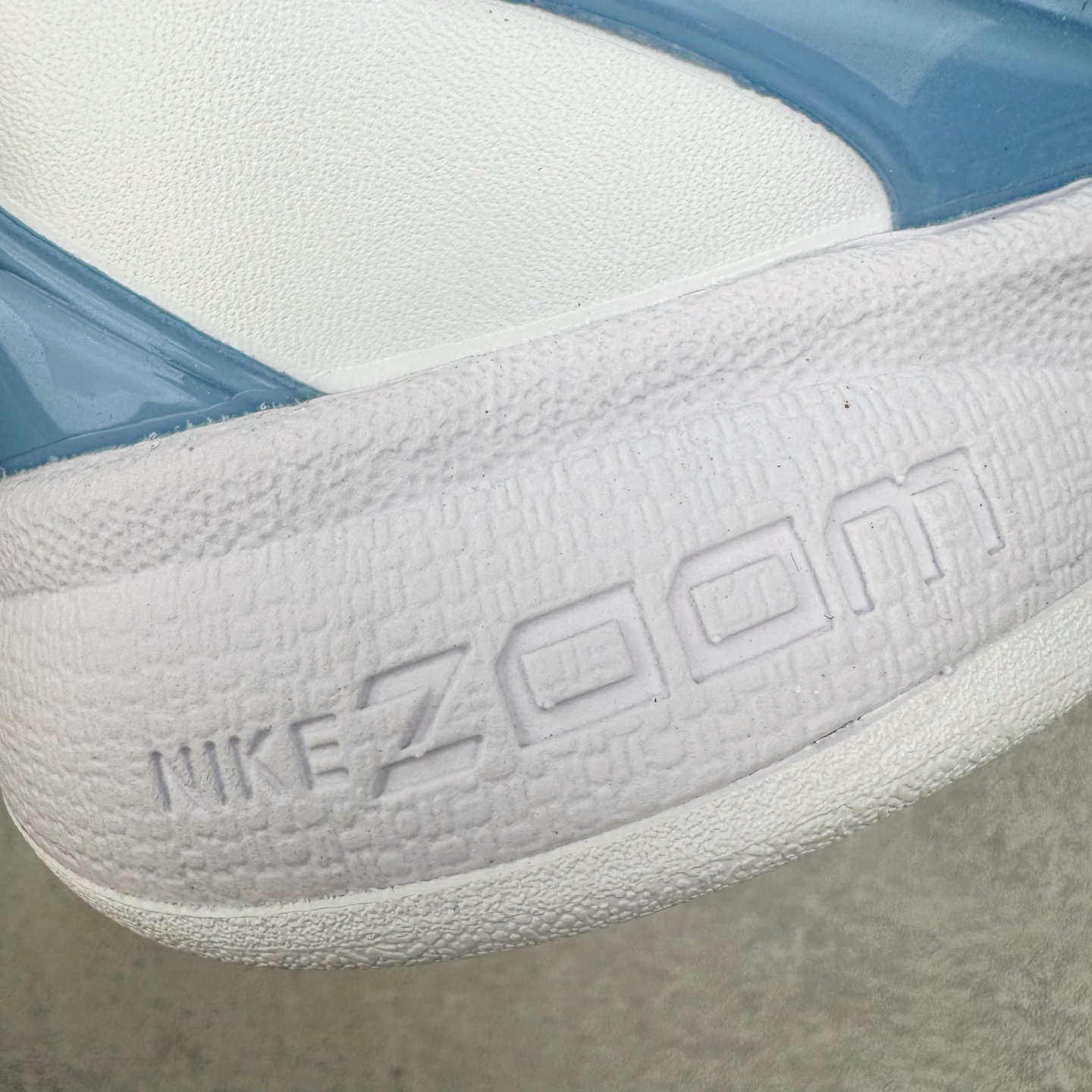 图片[18]-＃纯原 NK Zoom Kobe 6 Protro 科比六代 PE2025-107 圈内顶级批次 完美复刻公司货 前掌超大Zoom Turbo气垫 后掌EVA缓震 真正的原汁原味 还原ZP脚感 全身鞋材卡料色独家定制 唯一正确喷漆工艺Swoosh 正确凹凸蛇鳞工艺 正确鞋面渐变效果 内全置真动飞态线 独立原厂模具 最大尺码达到48.5码 首批不拼图大几率过验 亲测已过 支持各种高强度实战 无需担心 上脚价 补货周期极长 脚宽建议买大半码 科比系列前掌偏窄 不影响二次销售 支持七天无理由退换 尺码：41 42 42.5 43 44 44.5 45 45.5 46 47.5-选品中心