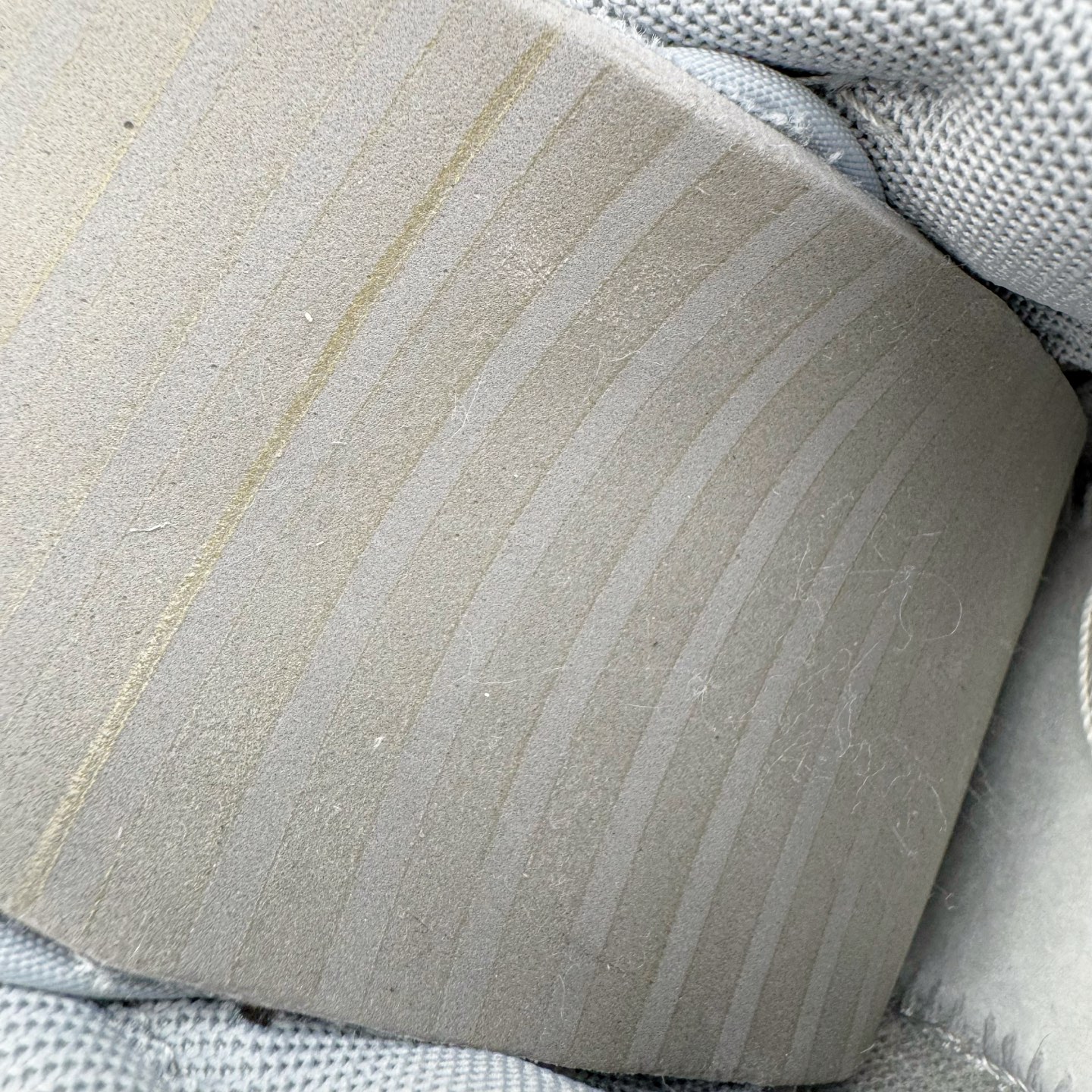 图片[12]-＃YC纯原 NK Dunk Low 碳黑灰 IB3079-101 实力大厂出品 新配色陆续开发 利润个位数只为口碑 全套原纸板楦头开发 确保原汁原味 完美呈现DUNK版型 一比一鞋头弧度高度鞋身弧度 此版本只针对中端市场 皮料材质有所更替 其他数据细节工艺流程均保持一致 绝不口嗨 细节品控鞋型随意对比 独家私模官方第六代原厂航空铝磨具打磨大底 鞋头坡度极致还原 无解鞋型 原盒原配 圈内天花板工艺 原厂玻璃冲刀 超高清洁度 全鞋零毛边皮料切割 原厂中底布点胶 中底布拉帮走线遵循公司 尺码：36 36.5 37.5 38 38.5 39 40 40.5 41 42 42.5 43 44 44.5 45 46-选品中心