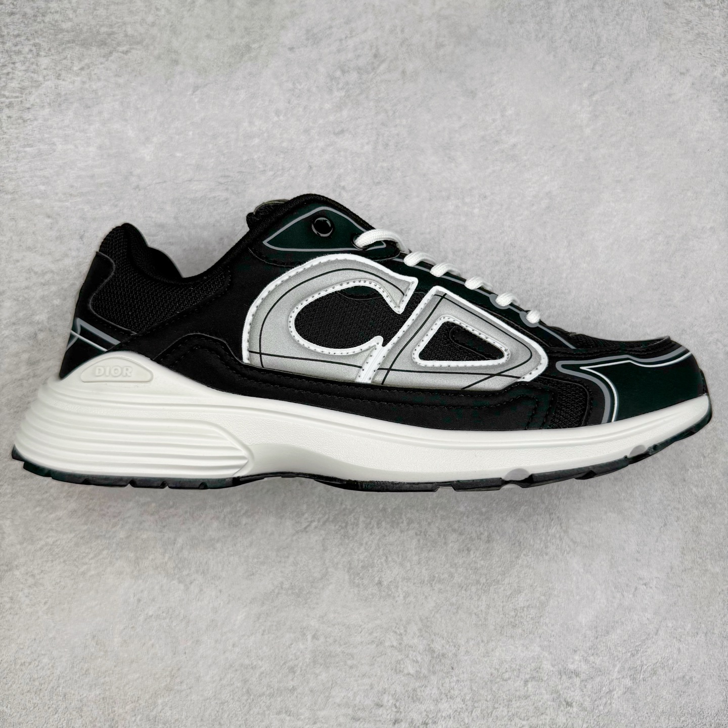 图片[5]-＃福利特价 Dior B30 迪奥网眼织物低帮运动休闲鞋 该款系列采用黑网色眼织物白和色科技料面精心制 作饰以反光“CD30”图形标志 外格轻盈的刻雕效果橡胶鞋搭底配标志性点的缀提升格调 内弹部力细节塑造想理的舒适穿着体验可与各休式闲造型配搭 彰显尚时现代的运风动范 尺码：36 37 35 39 40 41 42 43 44 45-选品中心