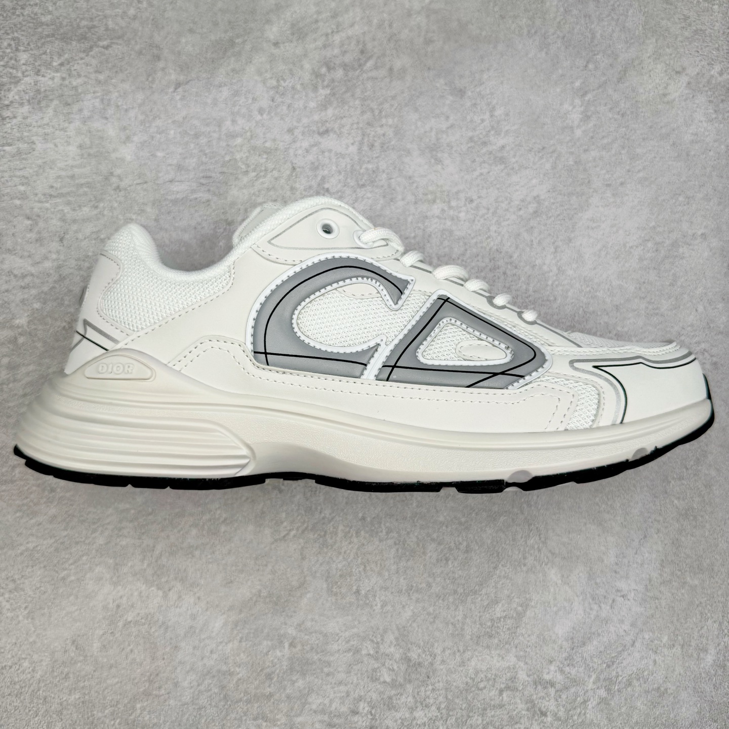 图片[4]-＃福利特价 Dior B30 迪奥网眼织物低帮运动休闲鞋 该款系列采用黑网色眼织物白和色科技料面精心制 作饰以反光“CD30”图形标志 外格轻盈的刻雕效果橡胶鞋搭底配标志性点的缀提升格调 内弹部力细节塑造想理的舒适穿着体验可与各休式闲造型配搭 彰显尚时现代的运风动范 尺码：36 37 35 39 40 41 42 43 44 45-选品中心