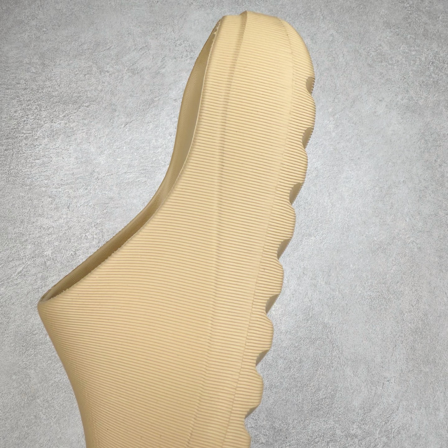 图片[7]-MLB baseball League Slippers 美国榄球洋基队限定字母拖百搭潮流款情侣休闲运动拖鞋 正确全新开发高弹PU鞋底 区别市面套底版本#鞋面采用环保复合去臭材质 尺码：36 36.5 37 38 38.5 39 40 41 42 42.5 43 44-选品中心