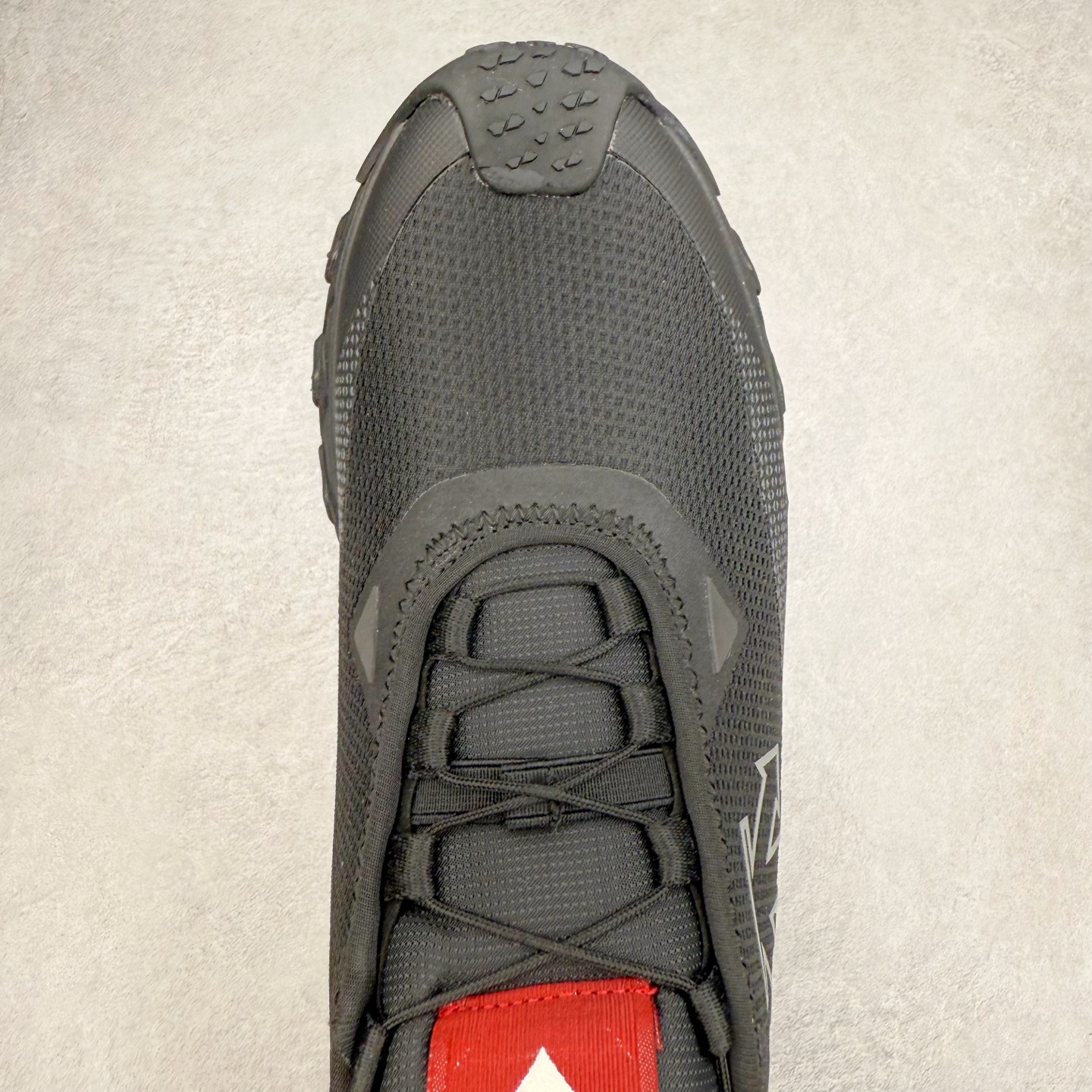 图片[4]-DESCENTE SKI STYLE SNOW RIDE 迪桑特舒适防滑耐磨低帮生活休闲鞋 DESCENTE（迪桑特）创立于1935年，品牌名取自法语词汇，意为“滑降”。品牌箭头标识代表滑雪的三种技术“高速直线滑行”、“穿越”和“侧滑”，也寓意品牌在打造高端专业运动产品中不断追求完美的创新精神，致力于成为中国高端专业滑雪、综训、女子、铁人三项、高尔夫的第一品牌。尺码：39 40 40.5 41 42 42.5 43 44 44.5 45-选品中心