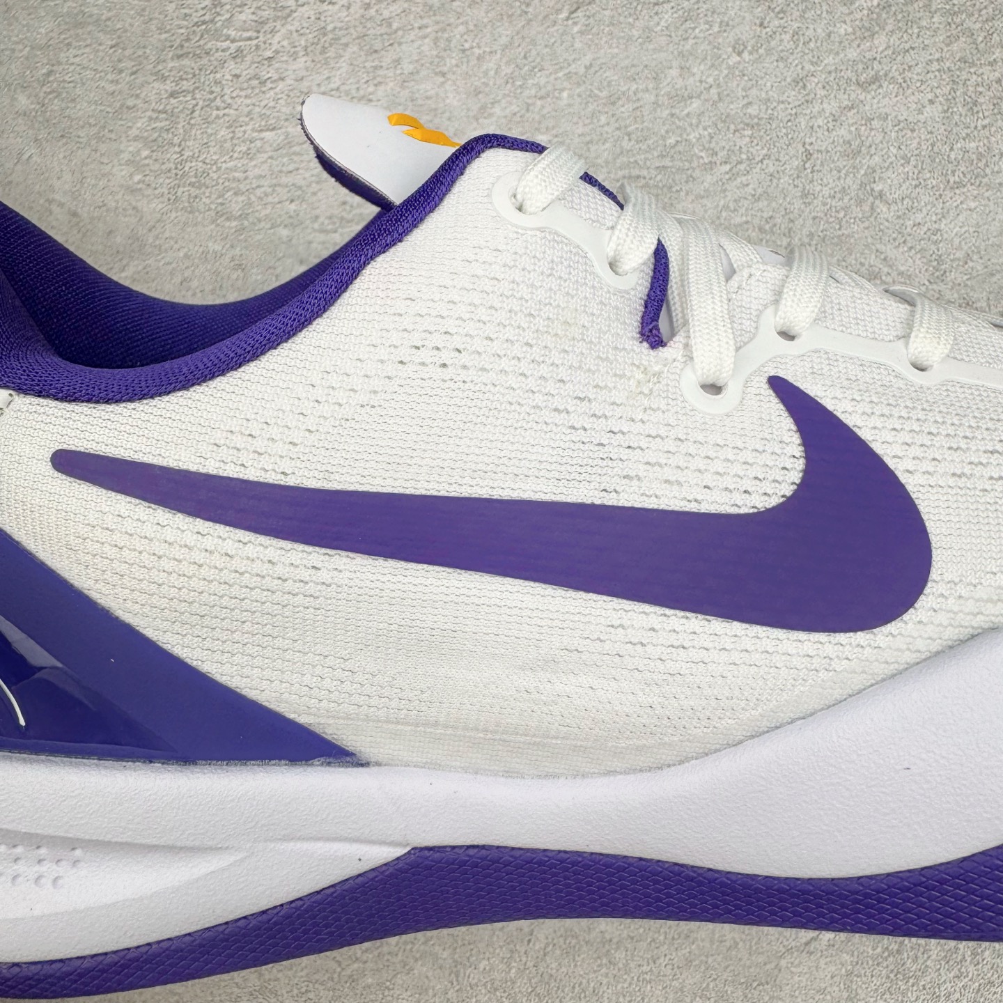 图片[17]-＃S2纯原 NK Zoom Kobe Ⅷ System 科比8代复刻实战运动低帮文化篮球鞋 湖人白紫 HF7485-001 React科技鞋垫加持 实战配置直接拉满 原楦纸板开发 鞋身流线型、后跟塑形 区分土肥圆 原厂针织鞋面一针一线匹配原版 全身鞋材卡料色独家定制 唯一万针立体刺绣SWOOSH 真实底模最大48.5 实战利器 专供海外市场 尺码：40 40.5 41 42 42.5 43 44 44.5 45 46 47.5 48.5 （脚宽、脚胖 建议买大半码）-选品中心