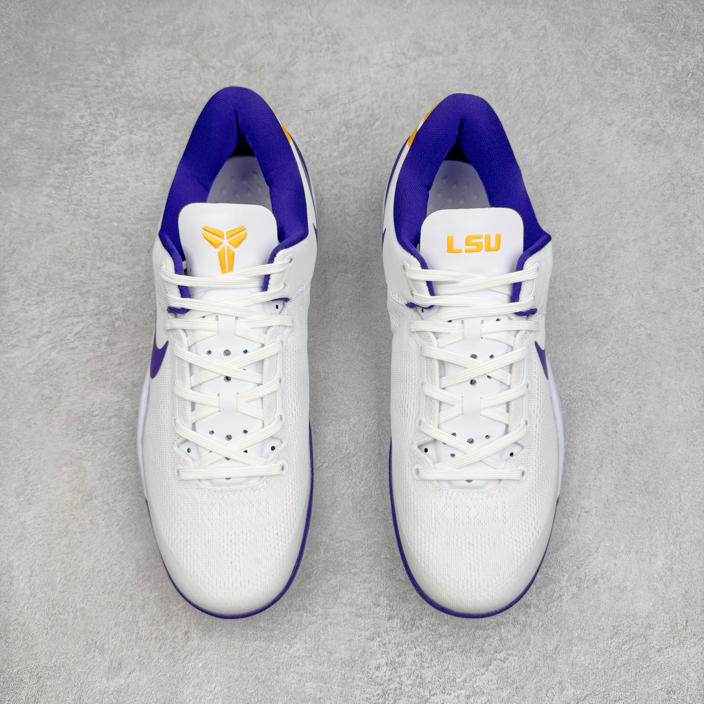 图片[2]-＃S2纯原 NK Zoom Kobe Ⅷ System 科比8代复刻实战运动低帮文化篮球鞋 湖人白紫 HF7485-001 React科技鞋垫加持 实战配置直接拉满 原楦纸板开发 鞋身流线型、后跟塑形 区分土肥圆 原厂针织鞋面一针一线匹配原版 全身鞋材卡料色独家定制 唯一万针立体刺绣SWOOSH 真实底模最大48.5 实战利器 专供海外市场 尺码：40 40.5 41 42 42.5 43 44 44.5 45 46 47.5 48.5 （脚宽、脚胖 建议买大半码）-选品中心