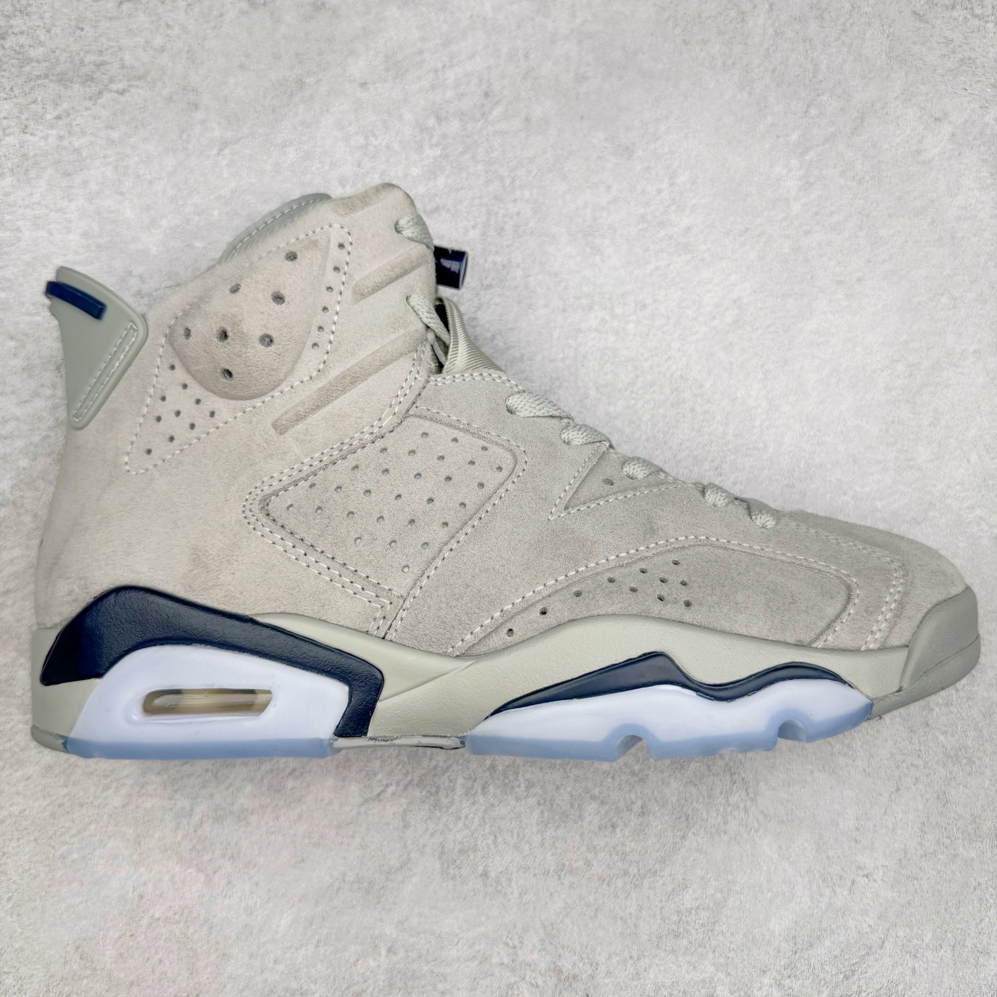 ＃K版纯原 Air Jordan AJ6 Retro \\\”Georgetown\\\” 乔治城灰蓝 CT8529-012 原楦原纸板开发 采购原厂皮料 原厂定型 后跟完美效果 到手可放心比对发售原鞋 上脚百分百充当正品驾驭 真正原装公司级完美鞋型 一切细节实拍所见所得 纸板中底、钢印 完美版型 一应俱全外贸专供 发国外寄售可稳妥充正操作 实拍调校N版已经零色差零失真 百分百还原实物色彩所见即所得 不存在货不对板色差等低级问题 选购参考实物拍摄 不混卖不参货 只用心做好货严格选品 承诺混一赔十 尺码：40 40.5 41 42 42.5 43 44 44.5 45 46 47.5-选品中心