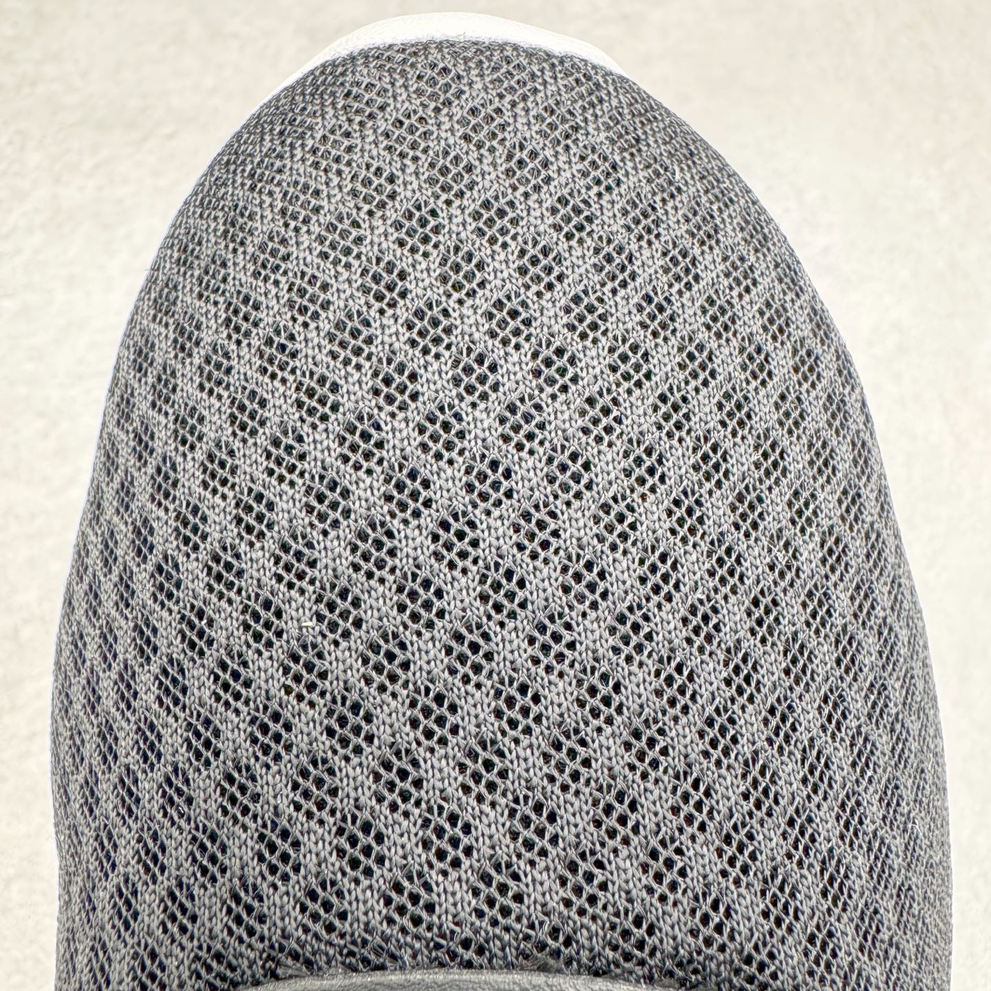 图片[15]-＃TG纯原 NK TANJUN KAISHI 经典伦敦网面跑步慢跑鞋 黑白2.0 DJ6258-003 泰光Zp特供批次 市面唯一支持实战的跑鞋 原档案数据原厂网纱 正确高频花纹 前后掌内置Zoom Air气垫 原装MD大底 脚感完美还原 原盒原配 QC检验、钢印 俱全 原底科技 同步原版 脚感堪比Boost 实拍调校N版已经零色差零失真 百分百还原实物色彩所见即所得 不存在货不对板色差等低级问题 选购参考实物拍摄 不混卖不参货 只用心做好货严格选品 承诺混一赔十 尺码：36 36.5 37.5 38 38.5 39 40 40.5 41 42 42.5 43 44 44.5 45-选品中心