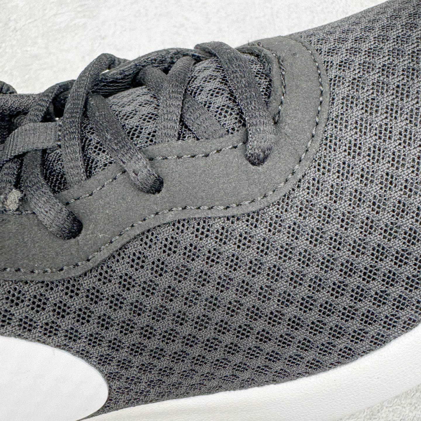 图片[15]-＃TG纯原 NK TANJUN KAISHI 经典伦敦网面跑步慢跑鞋 黑白 812654-011 泰光Zp特供批次 市面唯一支持实战的跑鞋 原档案数据原厂网纱 正确高频花纹 前后掌内置Zoom Air气垫 原装MD大底 脚感完美还原 原盒原配 QC检验、钢印 俱全 原底科技 同步原版 脚感堪比Boost 实拍调校N版已经零色差零失真 百分百还原实物色彩所见即所得 不存在货不对板色差等低级问题 选购参考实物拍摄 不混卖不参货 只用心做好货严格选品 承诺混一赔十 尺码：36 36.5 37.5 38 38.5 39 40 40.5 41 42 42.5 43 44 44.5 45-选品中心