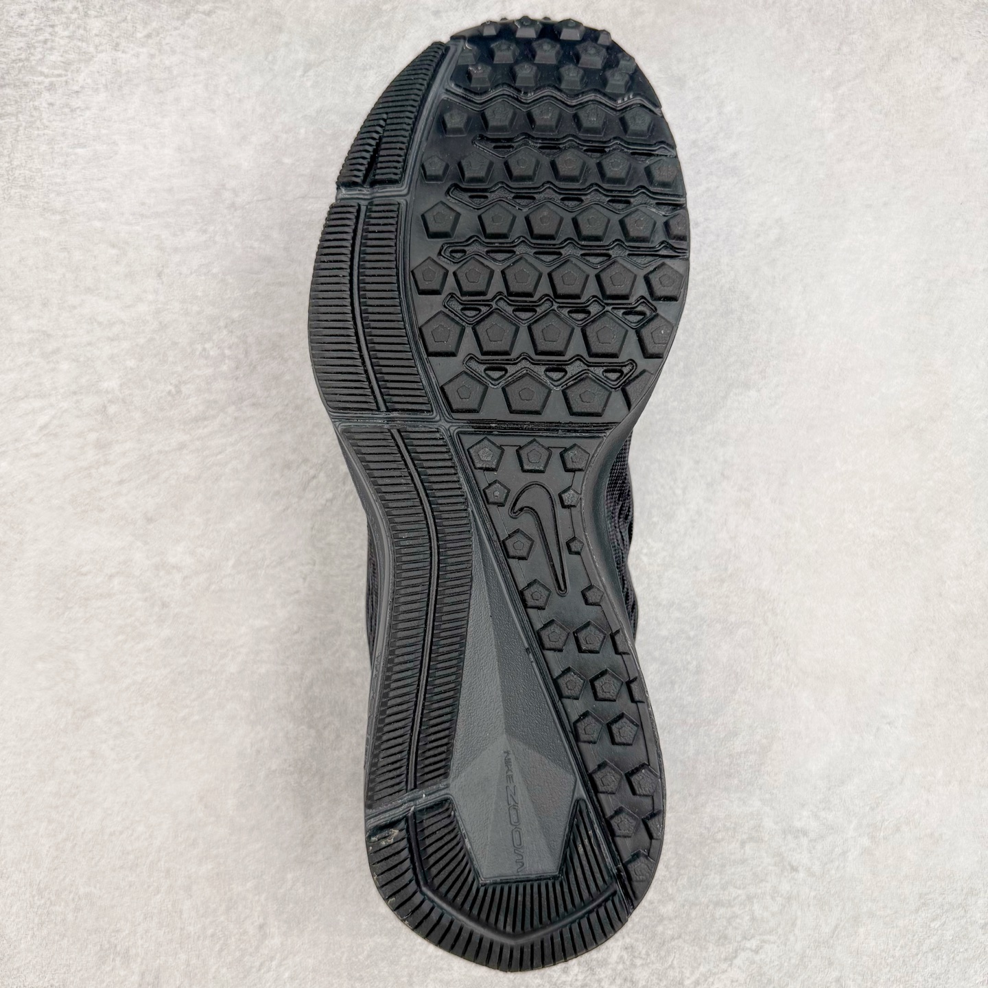 图片[9]-＃TG纯原 NK Zoom Winflo 5 简约舒适织物减震防滑耐磨低帮休闲跑步鞋 AA7406-002 泰光Zp特供批次 市面唯一支持实战的跑鞋 原档案数据原厂网纱 正确高频花纹 前后掌内置Zoom Air气垫 原装MD大底 脚感完美还原 原盒原配 QC检验、钢印 俱全 原底科技 同步原版 脚感堪比Boost 实拍调校N版已经零色差零失真 百分百还原实物色彩所见即所得 不存在货不对板色差等低级问题 选购参考实物拍摄 不混卖不参货 只用心做好货严格选品 承诺混一赔十 尺码：36 36.5 37.5 38 38.5 39 40 40.5 41 42 42.5 43 44 44.5 45-选品中心