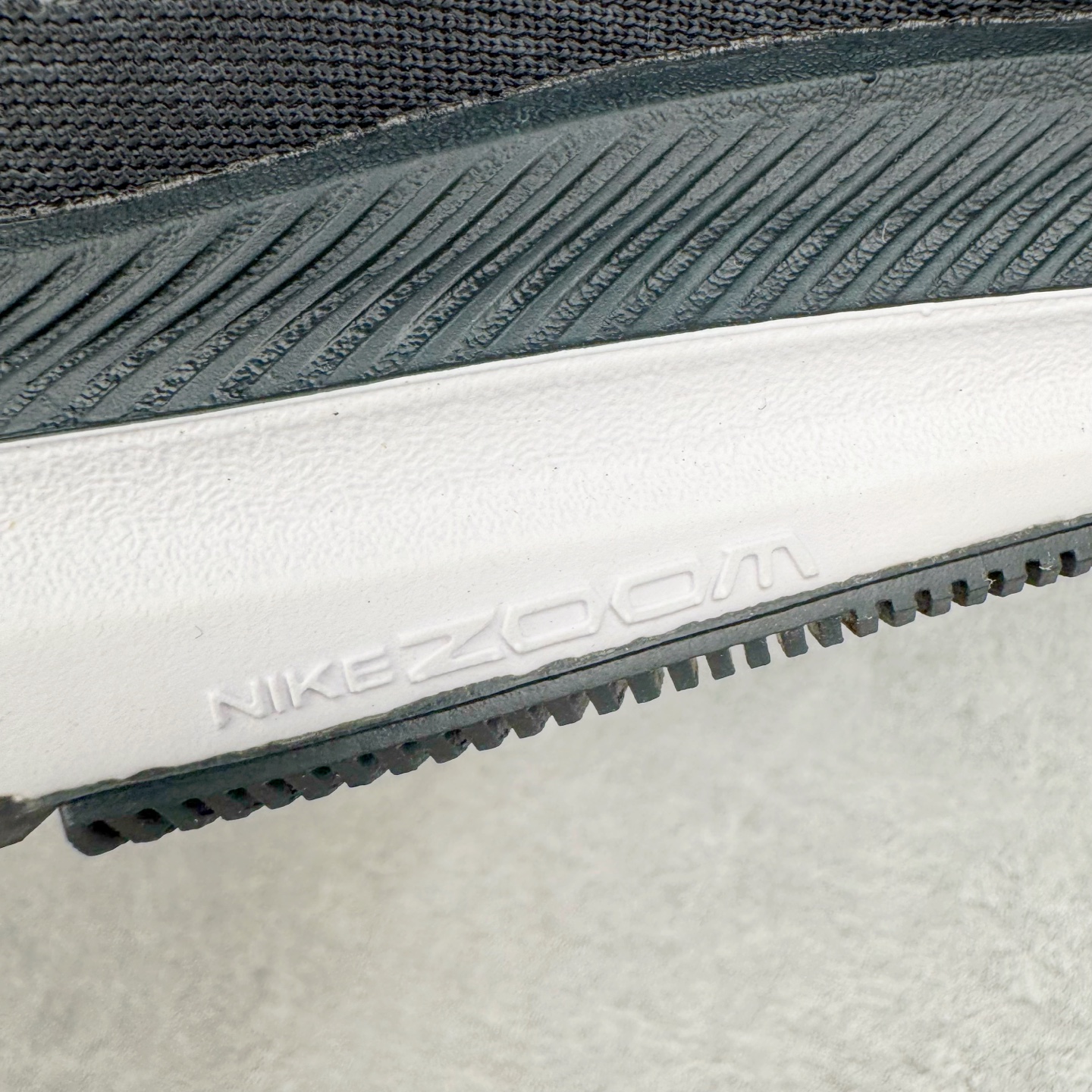 图片[15]-＃TG纯原 NK Zoom Winflo 5 简约舒适织物减震防滑耐磨低帮休闲跑步鞋 AA7406-001 泰光Zp特供批次 市面唯一支持实战的跑鞋 原档案数据原厂网纱 正确高频花纹 前后掌内置Zoom Air气垫 原装MD大底 脚感完美还原 原盒原配 QC检验、钢印 俱全 原底科技 同步原版 脚感堪比Boost 实拍调校N版已经零色差零失真 百分百还原实物色彩所见即所得 不存在货不对板色差等低级问题 选购参考实物拍摄 不混卖不参货 只用心做好货严格选品 承诺混一赔十 尺码：36 36.5 37.5 38 38.5 39 40 40.5 41 42 42.5 43 44 44.5 45-选品中心