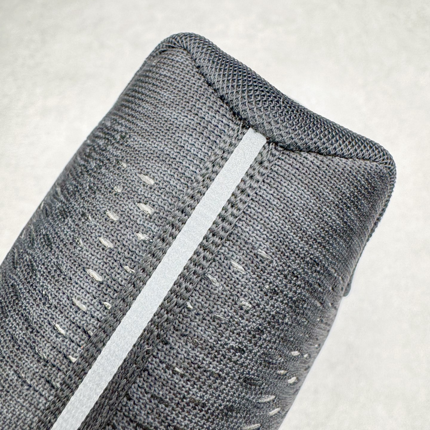 图片[13]-＃TG纯原 NK Zoom Winflo 5 简约舒适织物减震防滑耐磨低帮休闲跑步鞋 AA7406-001 泰光Zp特供批次 市面唯一支持实战的跑鞋 原档案数据原厂网纱 正确高频花纹 前后掌内置Zoom Air气垫 原装MD大底 脚感完美还原 原盒原配 QC检验、钢印 俱全 原底科技 同步原版 脚感堪比Boost 实拍调校N版已经零色差零失真 百分百还原实物色彩所见即所得 不存在货不对板色差等低级问题 选购参考实物拍摄 不混卖不参货 只用心做好货严格选品 承诺混一赔十 尺码：36 36.5 37.5 38 38.5 39 40 40.5 41 42 42.5 43 44 44.5 45-选品中心