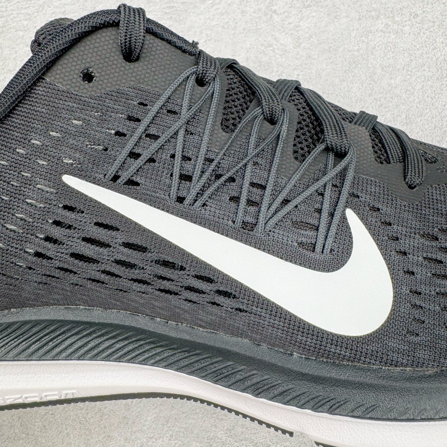 图片[16]-＃TG纯原 NK Zoom Winflo 5 简约舒适织物减震防滑耐磨低帮休闲跑步鞋 AA7406-001 泰光Zp特供批次 市面唯一支持实战的跑鞋 原档案数据原厂网纱 正确高频花纹 前后掌内置Zoom Air气垫 原装MD大底 脚感完美还原 原盒原配 QC检验、钢印 俱全 原底科技 同步原版 脚感堪比Boost 实拍调校N版已经零色差零失真 百分百还原实物色彩所见即所得 不存在货不对板色差等低级问题 选购参考实物拍摄 不混卖不参货 只用心做好货严格选品 承诺混一赔十 尺码：36 36.5 37.5 38 38.5 39 40 40.5 41 42 42.5 43 44 44.5 45-选品中心