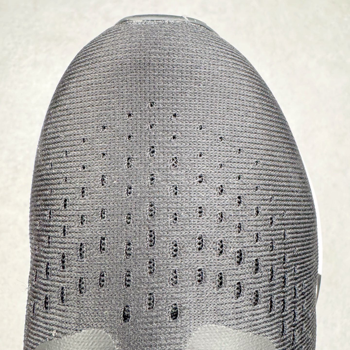 图片[15]-＃TG纯原 NK Air Zoom Vomero 15 编织 网布织物减震防滑耐磨低帮气垫休闲跑步鞋 黑白 CU1855-001 泰光Zp特供批次 市面唯一支持实战的跑鞋 原档案数据原厂网纱 正确高频花纹 前后掌内置Zoom Air气垫 原装MD大底 脚感完美还原 原盒原配 QC检验、钢印 俱全 原底科技 同步原版 脚感堪比Boost 实拍调校N版已经零色差零失真 百分百还原实物色彩所见即所得 不存在货不对板色差等低级问题 选购参考实物拍摄 不混卖不参货 只用心做好货严格选品 承诺混一赔十 尺码：36 36.5 37.5 38 38.5 39 40 40.5 41 42 42.5 43 44 44.5 45-选品中心