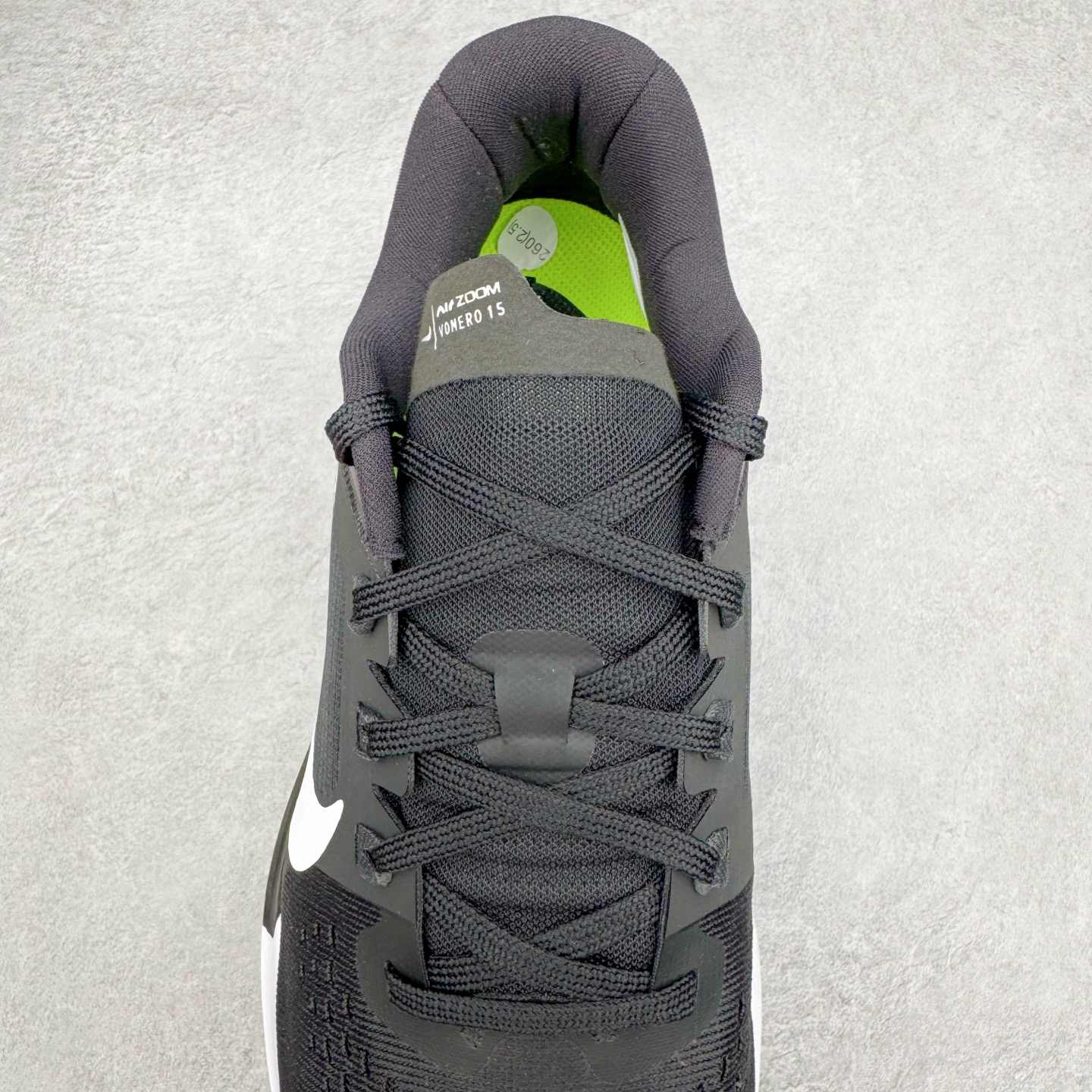 图片[5]-＃TG纯原 NK Air Zoom Vomero 15 编织 网布织物减震防滑耐磨低帮气垫休闲跑步鞋 黑白 CU1855-001 泰光Zp特供批次 市面唯一支持实战的跑鞋 原档案数据原厂网纱 正确高频花纹 前后掌内置Zoom Air气垫 原装MD大底 脚感完美还原 原盒原配 QC检验、钢印 俱全 原底科技 同步原版 脚感堪比Boost 实拍调校N版已经零色差零失真 百分百还原实物色彩所见即所得 不存在货不对板色差等低级问题 选购参考实物拍摄 不混卖不参货 只用心做好货严格选品 承诺混一赔十 尺码：36 36.5 37.5 38 38.5 39 40 40.5 41 42 42.5 43 44 44.5 45-选品中心