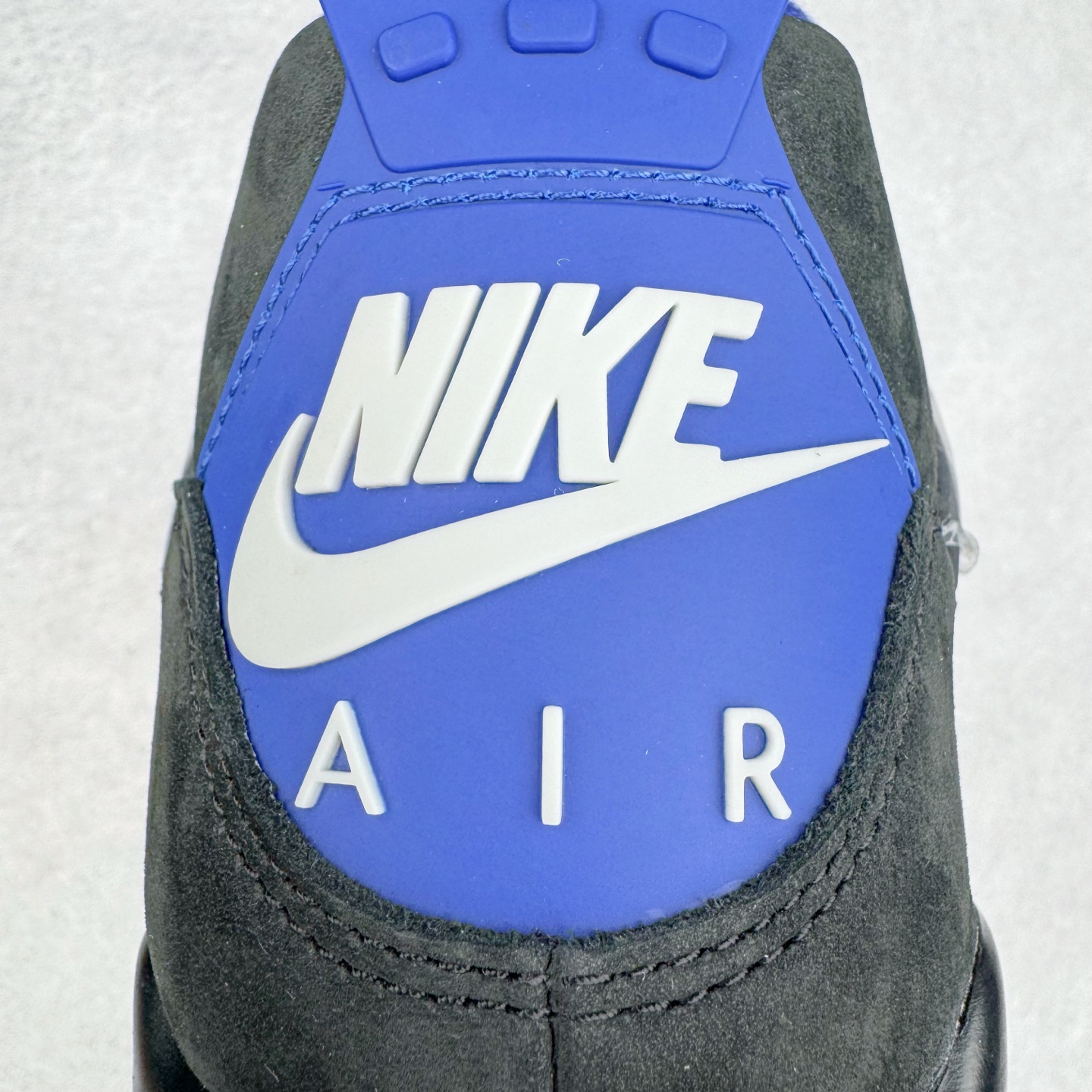 图片[10]-＃K版纯原 Air Jordan AJ4 Rare Air Laser 稀有空气 黑蓝红 FV5029-003 全新升级改良 原鞋原楦原纸板同源开发 完美呈现乔4的版型 内侧正确双色网格 还原细节 原厂皮料 正确气垫颜色 正确网格工艺 正确拉帮工艺 全鞋原装材料制作 原档案原模具打造 支持全方位与正品对比 尺码：36 36.5 37.5 38 38.5 39 40 40.5 41 42 42.5 43 44 44.5 45 46 47.5-选品中心