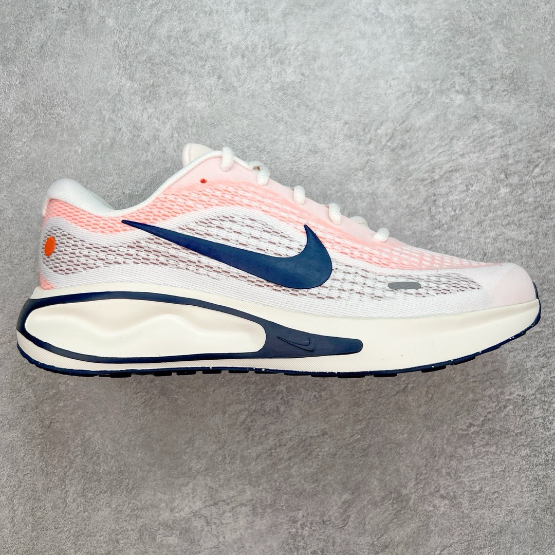 图片[3]-＃TG纯原 NK Journey Run 旅程慢跑系列低帮轻质缓震休闲运动公路跑步鞋 采用科技织法轻盈织物合成鞋面材质 搭载柔软厚实ComfiRide 泡绵缓震组合外置防滑耐磨橡胶底片 穿上 Journey Run 公路跑步鞋 尽情畅跑 享受每一步的风景 搭载柔软厚实的 ComfiRide 泡绵缓震配置 助你征服充满挑战的路面 大步流星 微笑前行 该鞋款舒适非凡 让你爱不释脚 尺码：35.5 36 36.5 37.5 38 38.5 39 40 40.5 41 42 42.5 43 44 44.5 45-选品中心