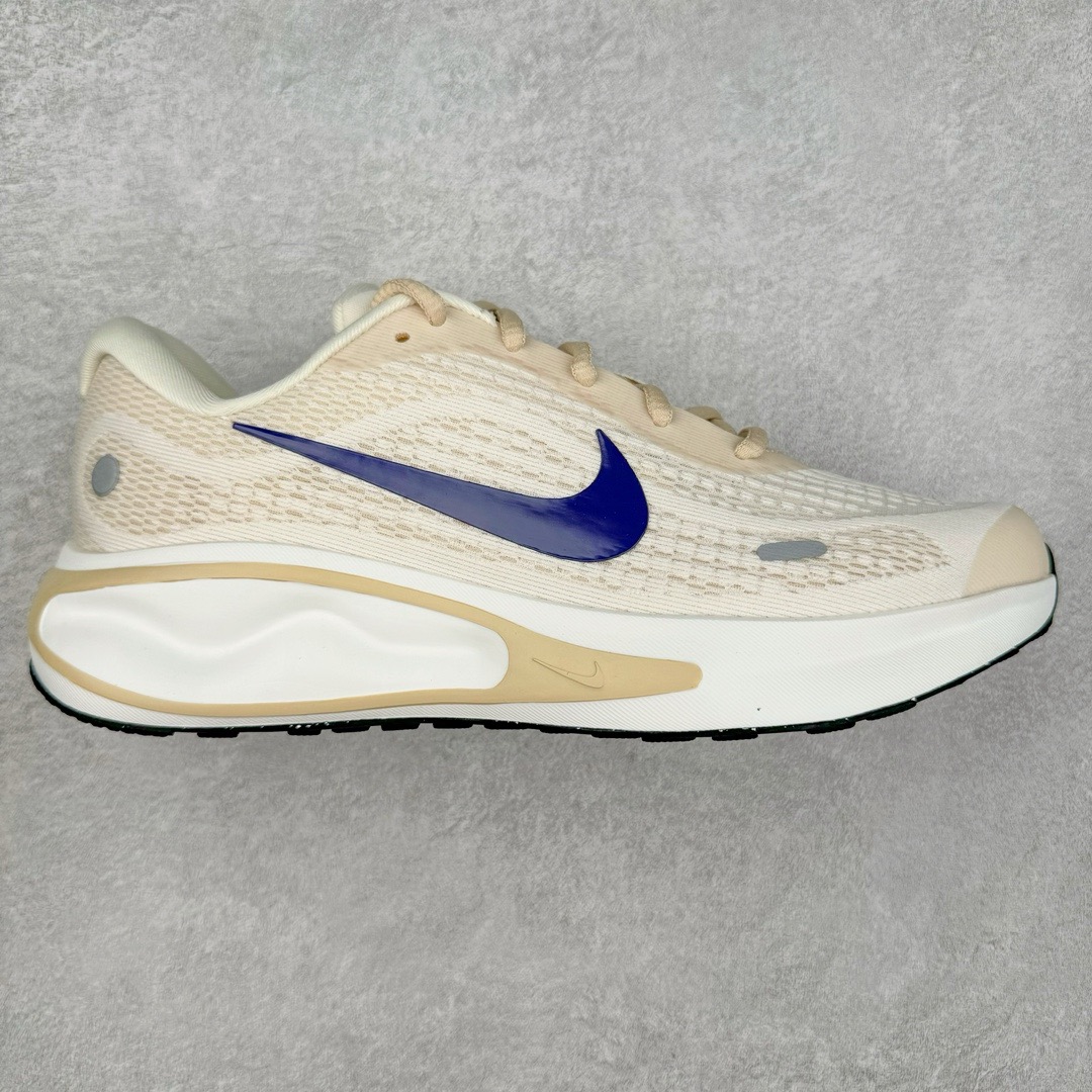 图片[5]-＃TG纯原 NK Journey Run 旅程慢跑系列低帮轻质缓震休闲运动公路跑步鞋 采用科技织法轻盈织物合成鞋面材质 搭载柔软厚实ComfiRide 泡绵缓震组合外置防滑耐磨橡胶底片 穿上 Journey Run 公路跑步鞋 尽情畅跑 享受每一步的风景 搭载柔软厚实的 ComfiRide 泡绵缓震配置 助你征服充满挑战的路面 大步流星 微笑前行 该鞋款舒适非凡 让你爱不释脚 尺码：35.5 36 36.5 37.5 38 38.5 39 40 40.5 41 42 42.5 43 44 44.5 45-选品中心