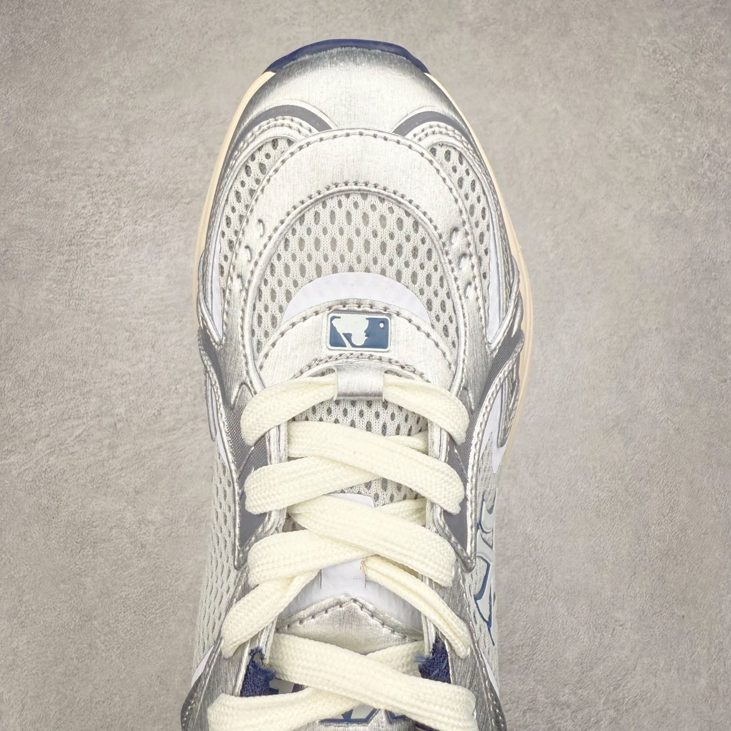 图片[4]-MLB Chunky Cargo 纽约洋基队合成革潮流时尚舒适休闲运动风厚底增高 防滑耐磨 低帮 老爹鞋 男女同款 黑色 实拍调校N版已经零色差零失真 百分百还原实物色彩所见即所得 不存在货不对板色差等低级问题 选购参考实物拍摄 不混卖不参货 只用心做好货严格选品 承诺混一赔十 尺码：36 36.5 37.5 38 38.5 39 40 40.5 41 42 42.5 43 44 44.5 45-选品中心