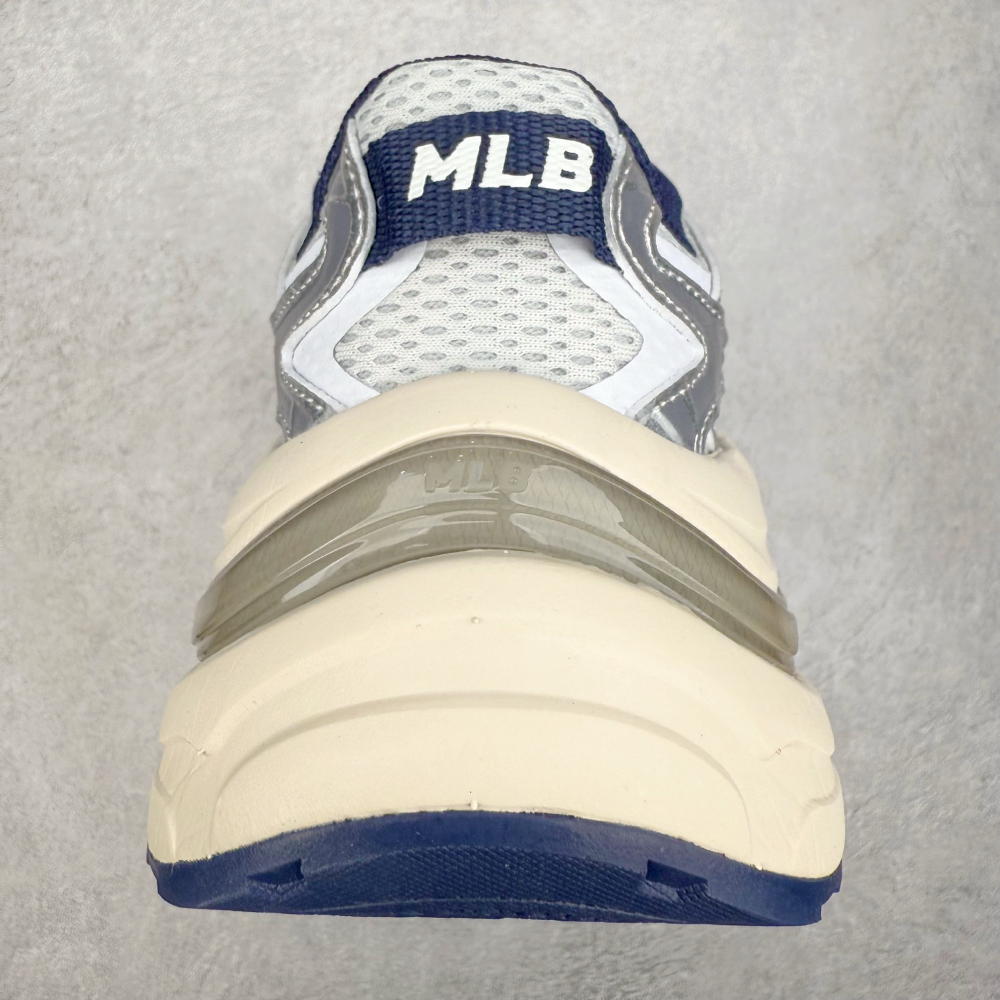 图片[8]-MLB Chunky Cargo 纽约洋基队合成革潮流时尚舒适休闲运动风厚底增高 防滑耐磨 低帮 老爹鞋 男女同款 黑色 实拍调校N版已经零色差零失真 百分百还原实物色彩所见即所得 不存在货不对板色差等低级问题 选购参考实物拍摄 不混卖不参货 只用心做好货严格选品 承诺混一赔十 尺码：36 36.5 37.5 38 38.5 39 40 40.5 41 42 42.5 43 44 44.5 45-选品中心