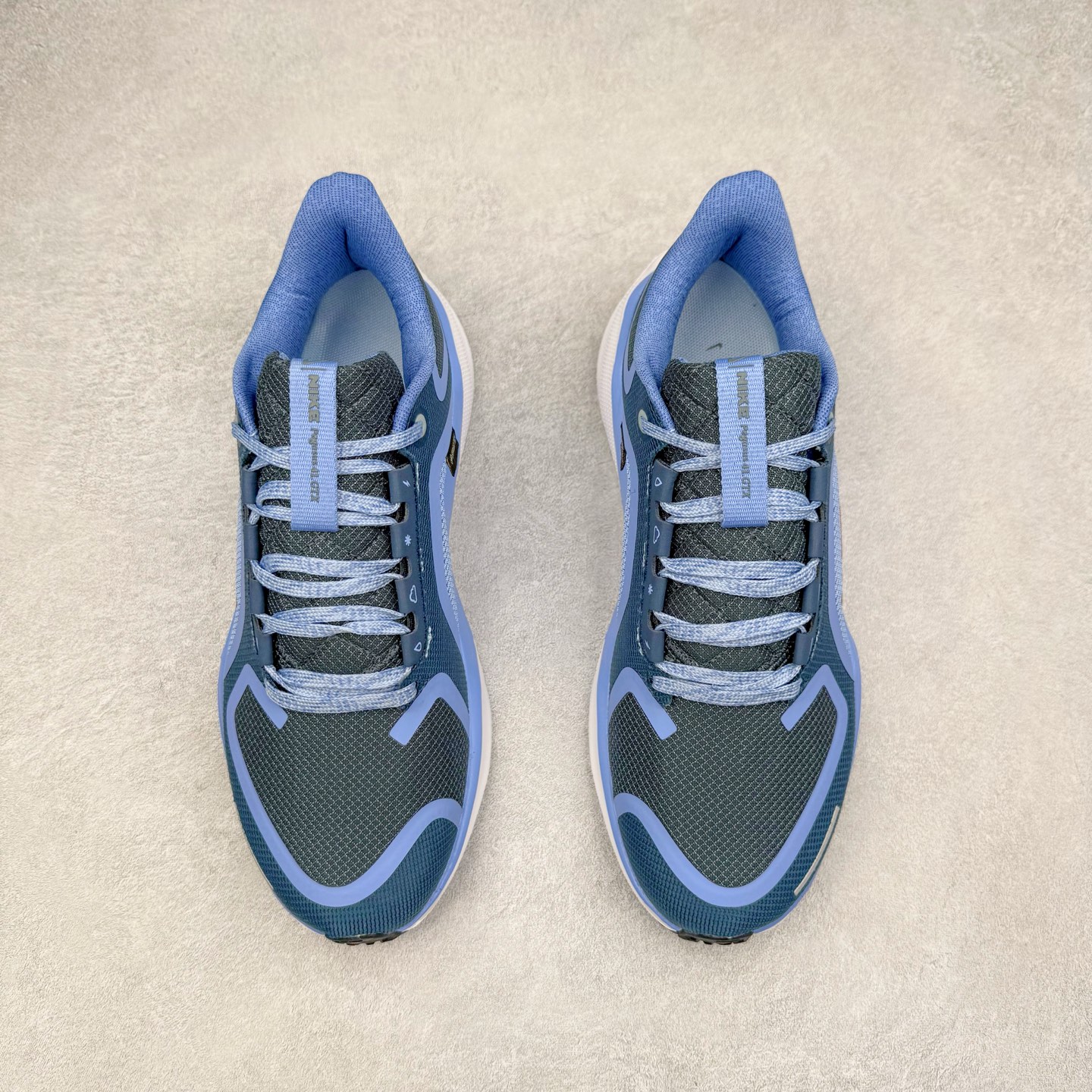 图片[2]-＃特价福利 NK Zoom Pegasus 飞马41代马拉松系列网面透气缓震疾速跑鞋 拥有 Zoom Air 一如既往的稳定感和流畅感 鞋面采用工程网眼设计 为特定高热区域营造出色透气性 进一步增加鞋面的穿孔数量 让足部能够快速散热 中足搭配 Flywire 飞线 在高速运动时营造舒适稳定的贴合感 内置Zoon气垫加持 动力十足 尺码：36 36.5 37.5 38 38.5 39 40 40.5 41 42 42.5 43 44 44.5 45-选品中心