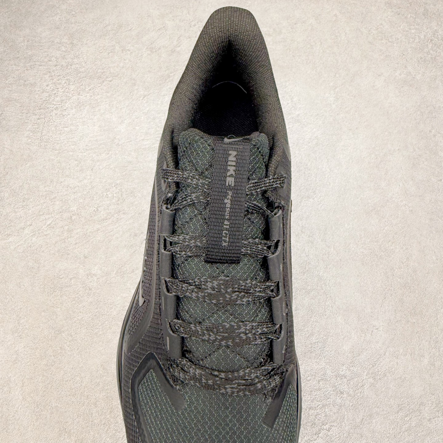 图片[5]-＃特价福利 NK Zoom Pegasus 飞马41代马拉松系列网面透气缓震疾速跑鞋 拥有 Zoom Air 一如既往的稳定感和流畅感 鞋面采用工程网眼设计 为特定高热区域营造出色透气性 进一步增加鞋面的穿孔数量 让足部能够快速散热 中足搭配 Flywire 飞线 在高速运动时营造舒适稳定的贴合感 内置Zoon气垫加持 动力十足 尺码：36 36.5 37.5 38 38.5 39 40 40.5 41 42 42.5 43 44 44.5 45-选品中心