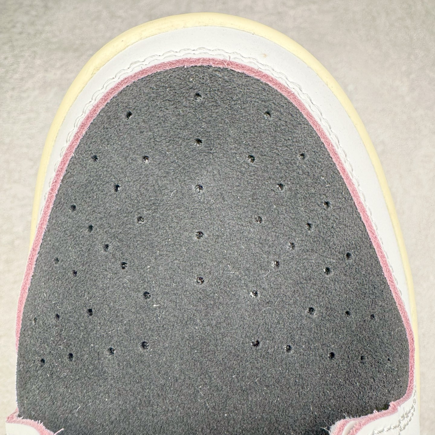 图片[16]-＃F版 CSEF x NK SB Dunk Low 联名白绿黑 HJ4132-100 性价比王者 极限压缩利润空间 超乎所想的高性价比 用料绝不含糊 原盒原配 正确耐磨橡胶大底 超高清洁度 全鞋零毛边皮料切割 全套原楦原模倾力打造完美版型 尺码：36 36.5 37.5 38 38.5 39 40 40.5 41 42 42.5 43 44 44.5 45 46 47.5-选品中心