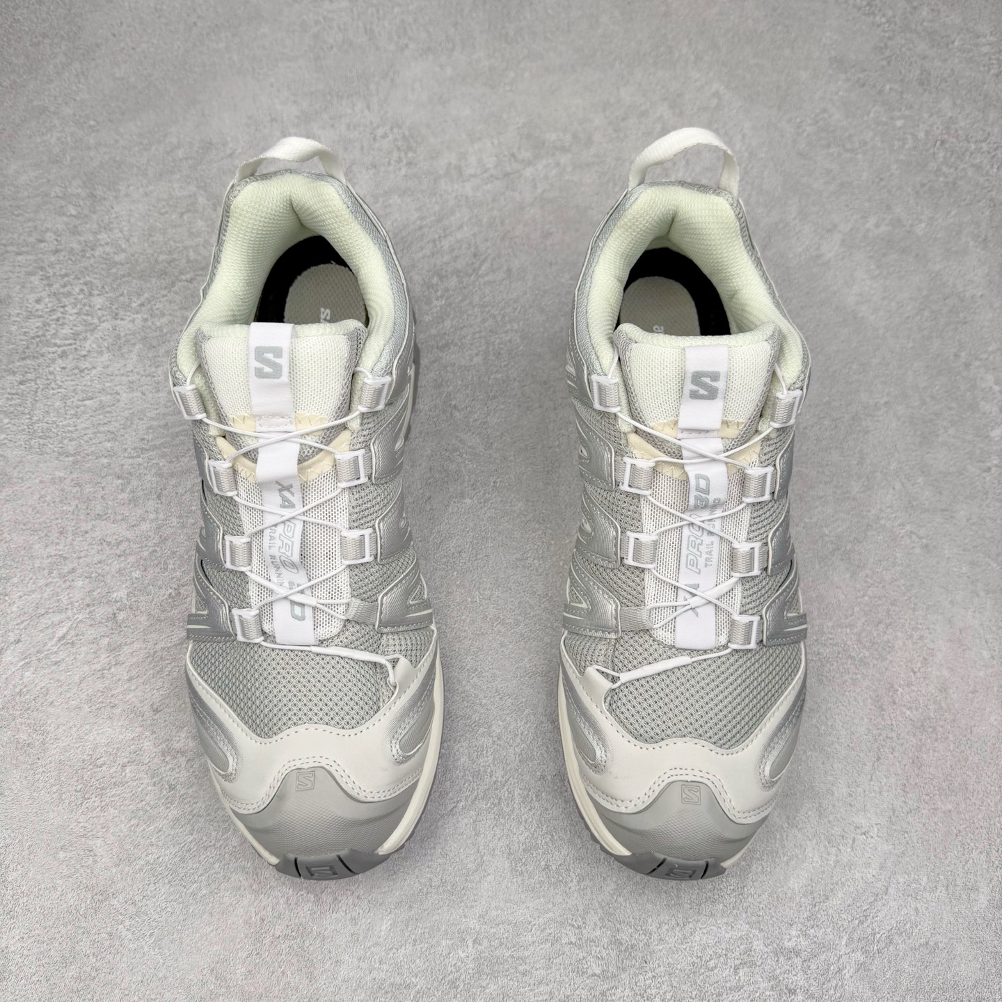 图片[2]-＃HP纯原 SALOMON XA Pro 3D ADV 萨洛蒙潮流越野机能户外功能鞋 虎扑平台特供订单 耗时半年巨作 全套原纸板楦头开发 原厂特供网布配套加持 确保原汁原味 完美呈现版型 原档数据独家私模五层组合大底 男女鞋同步官方开发至46.5 原装Ortholite轻量化鞋垫 中底布带钢印编号 原厂TPU锁扣 进口港宝加持 后跟自然饱满 还原公司包裹性 鞋面采用SENSIFT贴合技术 全方位贴合包裹脚型 鞋跟部鞋底牵引设计 提供强大的抓地性能 更适应野外崎岖不平的道路 其3D ADVANCED CHASSIS底盘 材料轻量大化 钉齿设计更具稳定性 防护性 鞋底易磨损区运用CONTAGRIP高耐磨材料 应对城市硬质路面长距离跑考验 尺码：36 36.5 37.5 38 38.5 39 40 40.5 41 42 42.5 43 44 44.5 45 46 46.5-选品中心