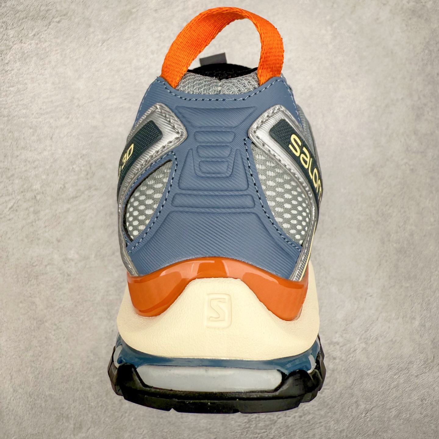 图片[8]-＃HP纯原 SALOMON XA Pro 3D ADV 萨洛蒙潮流越野机能户外功能鞋 虎扑平台特供订单 耗时半年巨作 全套原纸板楦头开发 原厂特供网布配套加持 确保原汁原味 完美呈现版型 原档数据独家私模五层组合大底 男女鞋同步官方开发至46.5 原装Ortholite轻量化鞋垫 中底布带钢印编号 原厂TPU锁扣 进口港宝加持 后跟自然饱满 还原公司包裹性 鞋面采用SENSIFT贴合技术 全方位贴合包裹脚型 鞋跟部鞋底牵引设计 提供强大的抓地性能 更适应野外崎岖不平的道路 其3D ADVANCED CHASSIS底盘 材料轻量大化 钉齿设计更具稳定性 防护性 鞋底易磨损区运用CONTAGRIP高耐磨材料 应对城市硬质路面长距离跑考验 尺码：36 36.5 37.5 38 38.5 39 40 40.5 41 42 42.5 43 44 44.5 45 46 46.5-选品中心