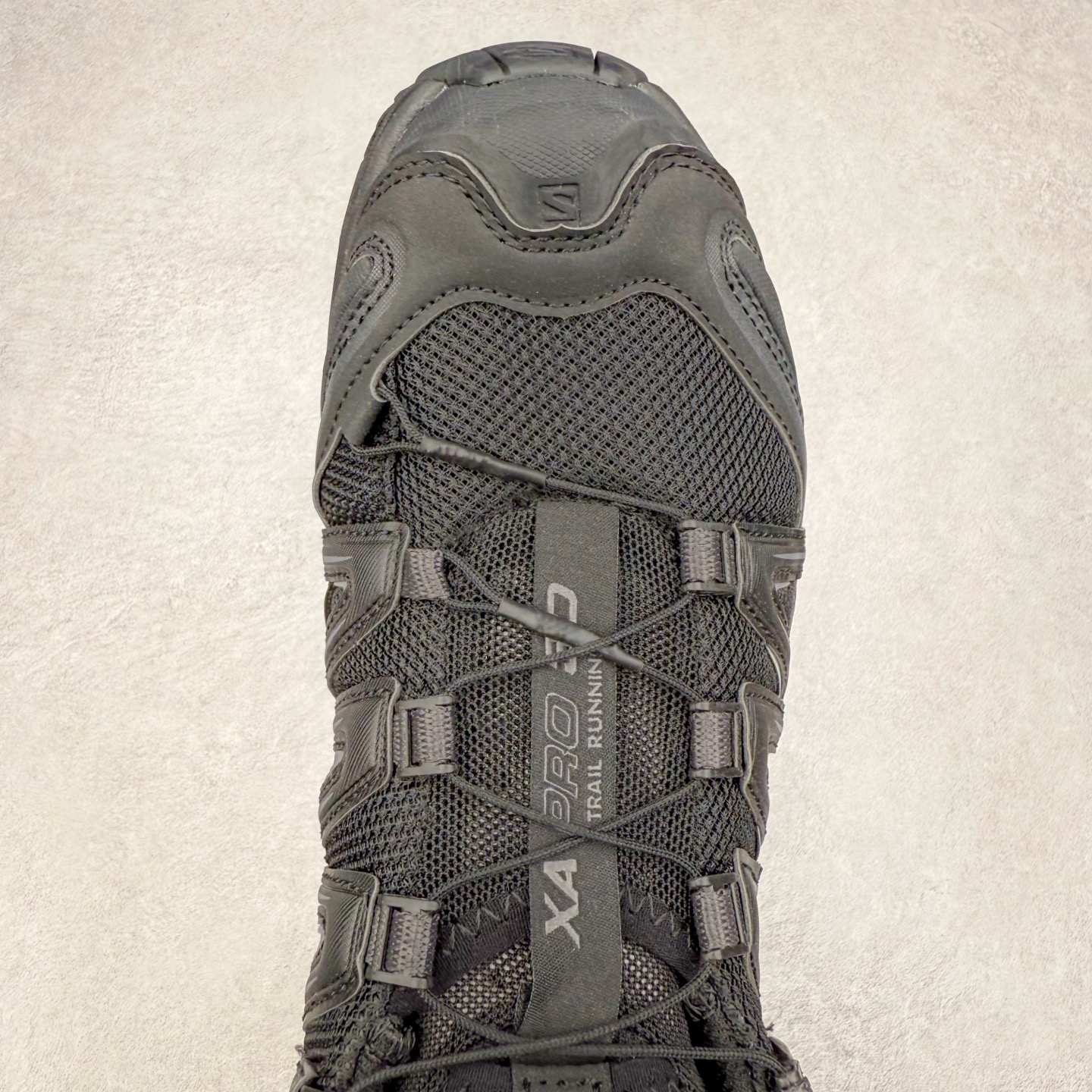 图片[4]-＃HP纯原 SALOMON XA Pro 3D ADV 萨洛蒙潮流越野机能户外功能鞋 虎扑平台特供订单 耗时半年巨作 全套原纸板楦头开发 原厂特供网布配套加持 确保原汁原味 完美呈现版型 原档数据独家私模五层组合大底 男女鞋同步官方开发至46.5 原装Ortholite轻量化鞋垫 中底布带钢印编号 原厂TPU锁扣 进口港宝加持 后跟自然饱满 还原公司包裹性 鞋面采用SENSIFT贴合技术 全方位贴合包裹脚型 鞋跟部鞋底牵引设计 提供强大的抓地性能 更适应野外崎岖不平的道路 其3D ADVANCED CHASSIS底盘 材料轻量大化 钉齿设计更具稳定性 防护性 鞋底易磨损区运用CONTAGRIP高耐磨材料 应对城市硬质路面长距离跑考验 尺码：36 36.5 37.5 38 38.5 39 40 40.5 41 42 42.5 43 44 44.5 45 46 46.5-选品中心