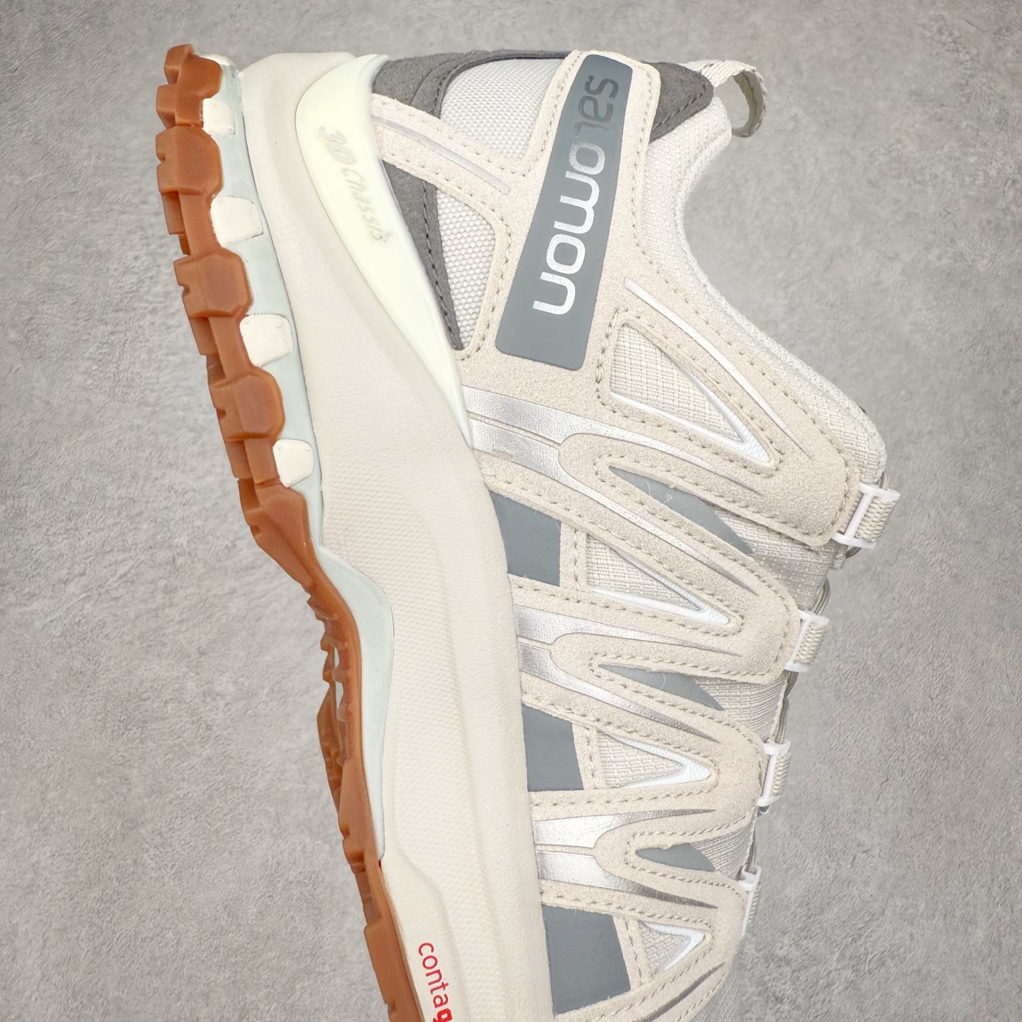 图片[6]-＃HP纯原 SALOMON XA Pro 3D ADV 萨洛蒙潮流越野机能户外功能鞋 虎扑平台特供订单 耗时半年巨作 全套原纸板楦头开发 原厂特供网布配套加持 确保原汁原味 完美呈现版型 原档数据独家私模五层组合大底 男女鞋同步官方开发至46.5 原装Ortholite轻量化鞋垫 中底布带钢印编号 原厂TPU锁扣 进口港宝加持 后跟自然饱满 还原公司包裹性 鞋面采用SENSIFT贴合技术 全方位贴合包裹脚型 鞋跟部鞋底牵引设计 提供强大的抓地性能 更适应野外崎岖不平的道路 其3D ADVANCED CHASSIS底盘 材料轻量大化 钉齿设计更具稳定性 防护性 鞋底易磨损区运用CONTAGRIP高耐磨材料 应对城市硬质路面长距离跑考验 尺码：36 36.5 37.5 38 38.5 39 40 40.5 41 42 42.5 43 44 44.5 45 46 46.5-选品中心