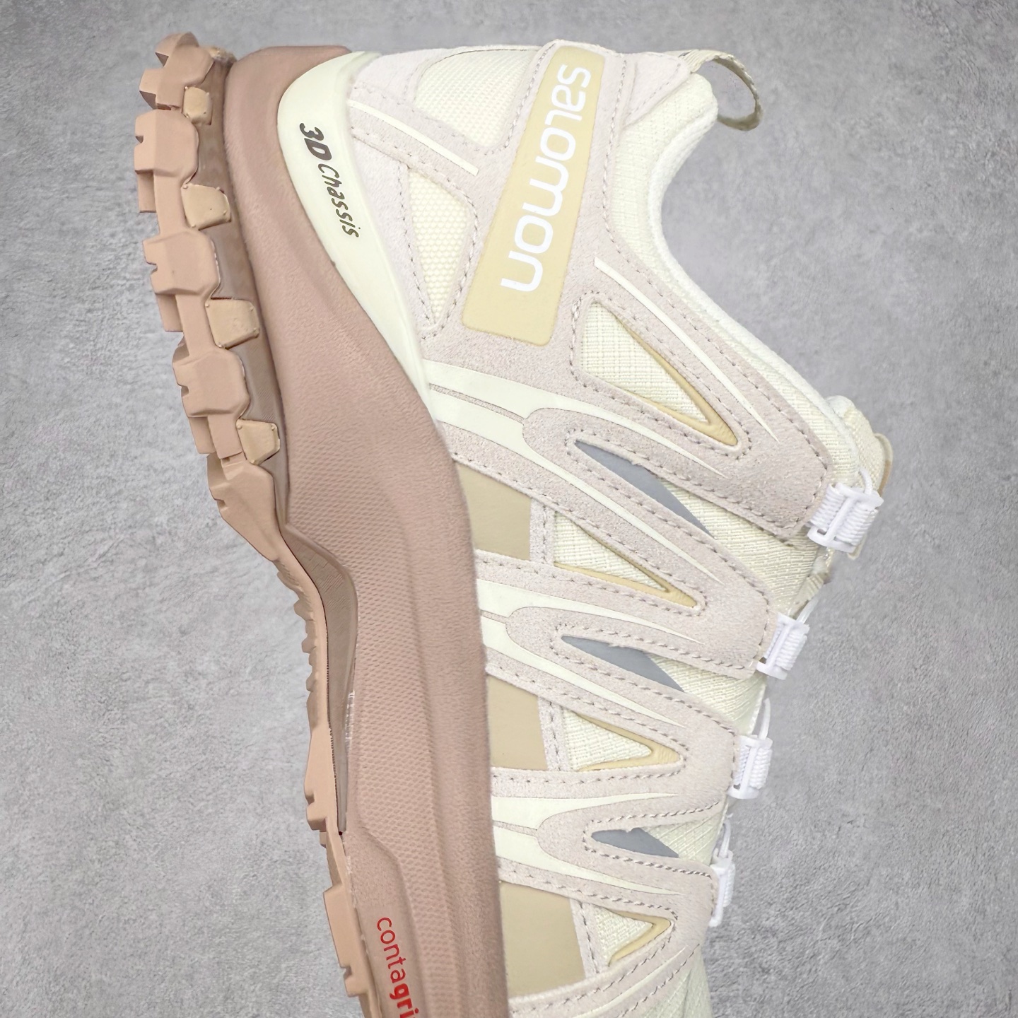 图片[6]-＃HP纯原 SALOMON XA Pro 3D ADV 萨洛蒙潮流越野机能户外功能鞋 虎扑平台特供订单 耗时半年巨作 全套原纸板楦头开发 原厂特供网布配套加持 确保原汁原味 完美呈现版型 原档数据独家私模五层组合大底 男女鞋同步官方开发至46.5 原装Ortholite轻量化鞋垫 中底布带钢印编号 原厂TPU锁扣 进口港宝加持 后跟自然饱满 还原公司包裹性 鞋面采用SENSIFT贴合技术 全方位贴合包裹脚型 鞋跟部鞋底牵引设计 提供强大的抓地性能 更适应野外崎岖不平的道路 其3D ADVANCED CHASSIS底盘 材料轻量大化 钉齿设计更具稳定性 防护性 鞋底易磨损区运用CONTAGRIP高耐磨材料 应对城市硬质路面长距离跑考验 尺码：36 36.5 37.5 38 38.5 39 40 40.5 41 42 42.5 43 44 44.5 45 46 46.5-选品中心