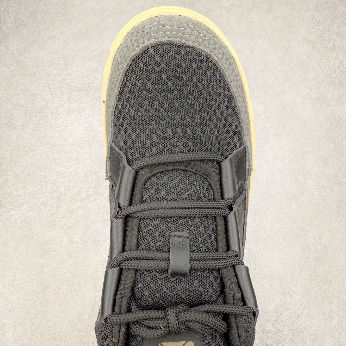 图片[4]-ECCO爱步老爹鞋男士夏季新款 飞织网面百搭潮流户外运动鞋 健步BIOM系列新款 全新的轻量发泡底材与直接注塑橡胶大底相结合 柔软舒适，轻量回弹，脚感更轻盈 鞋面采用GORE-TEX飞织网面与牛皮相结合 给你贴心透气呵护 自然律动科技 符合人体工学鞋楦 贴近足部天然形态 橡胶大底，抓地力强，具有良好的耐磨性 轻盈自如 适跑畅练 尺码：38 39 40 41 42 43 44 （皮鞋码）-选品中心