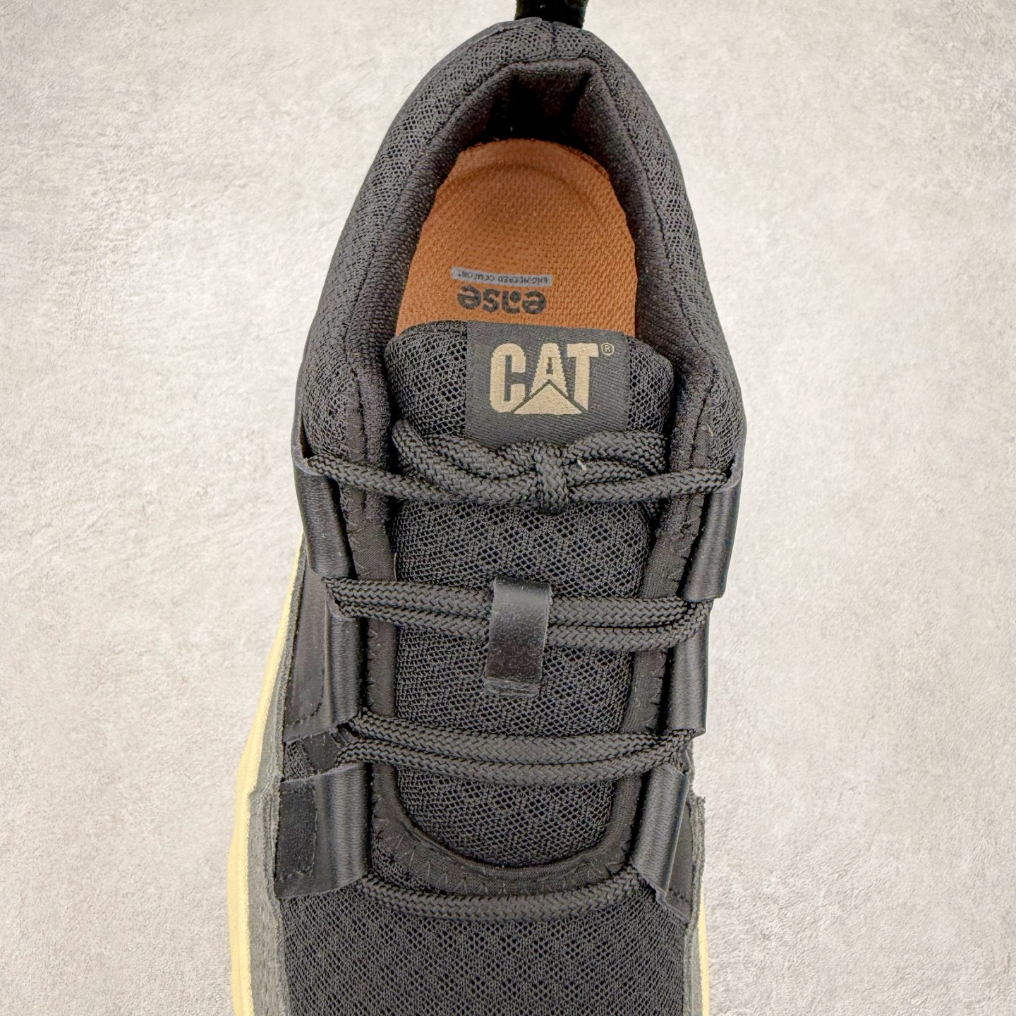 图片[5]-ECCO爱步老爹鞋男士夏季新款 飞织网面百搭潮流户外运动鞋 健步BIOM系列新款 全新的轻量发泡底材与直接注塑橡胶大底相结合 柔软舒适，轻量回弹，脚感更轻盈 鞋面采用GORE-TEX飞织网面与牛皮相结合 给你贴心透气呵护 自然律动科技 符合人体工学鞋楦 贴近足部天然形态 橡胶大底，抓地力强，具有良好的耐磨性 轻盈自如 适跑畅练 尺码：38 39 40 41 42 43 44 （皮鞋码）-选品中心