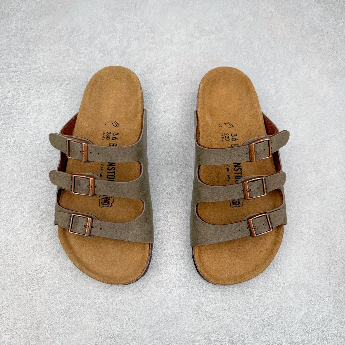 图片[2]-Birkenstock Ramses 系列 勃肯夹趾皮革绒面双扣时尚人字拖拖鞋 牛皮绒面革质地柔软 搭配可调节鞋扣提升穿着舒适度 人体工学设计分散脚部压力 保护脚踝 软木乳胶鞋床具有一定的收缩性 长时间穿着后能贴合脚型 EVA鞋底回弹性和抗张性力高 具有良好的防震、缓冲性 四季皆宜 柔软的鞋床采用额外的泡沫缓冲层 提供额外的舒适感和全天支撑 全网独家首发 源于德国的严谨工艺 牛巴戎面 中层松木 EVA 三层组合大底 优质牛皮面料五金扣 出口订单 尺码：35-44-选品中心