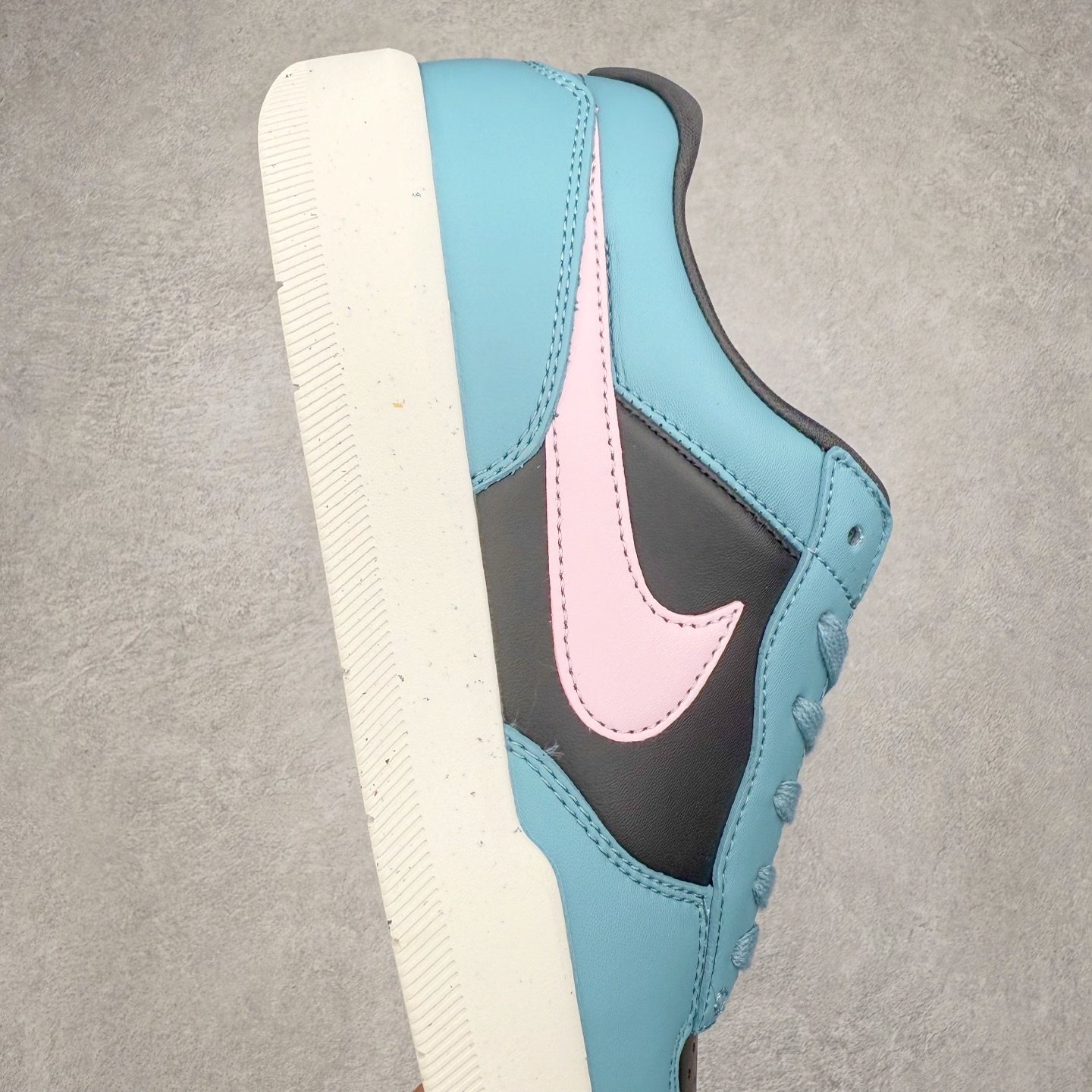 图片[6]-NK SB Force 58 空军58系列低帮休闲运动滑板板鞋 DV5476-400 鞋面由帆布和麂皮拼接 层次感丰富 搭配硫化外底 耐磨耐穿 鞋舌及中底后跟处饰有SB Logo 表明鞋款身份 采用包边设计 经久耐穿 硫化结构则有效提升灵活性 穿上这款全新推出的创意力作 助你耀动街头 尺码：36 36.5 37.5 38 38.5 39 40 40.5 41 42 42.5 43 44 45-选品中心