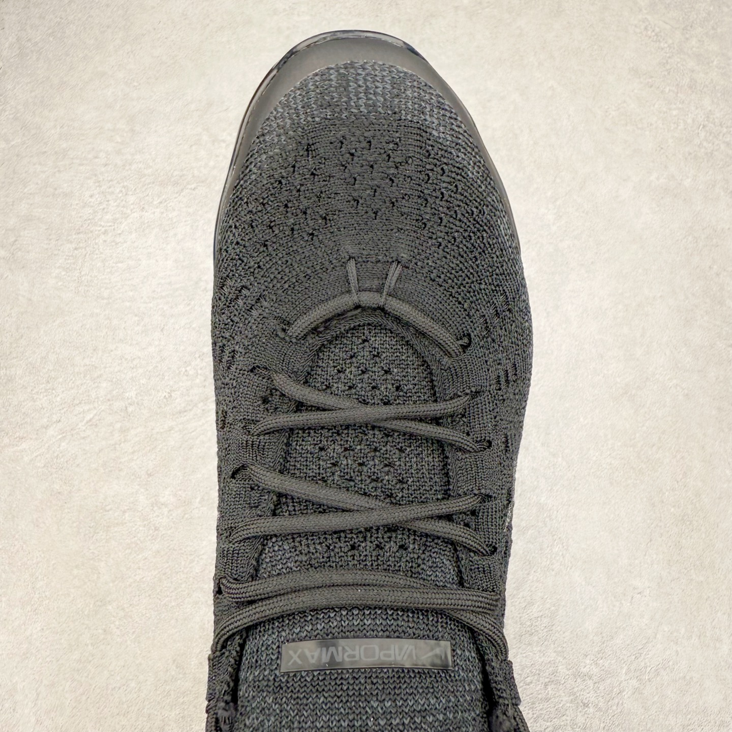 图片[4]-＃纯原福利 NK Air VaporMax 2023 Flyknit FK 2023款大气垫系列低帮针织休闲运动全掌气垫慢跑鞋 DV1678-003 原楦原纸版数据开发 采用全新双层纹路织法Flyknit织法编织鞋面材质 搭载原数据开发全掌Air Max球状透明缓震气垫 外置橡胶外底模块 NK Air VaporMax系列自2017年初问世以来 就凭借着独特的设计和超棒的脚感 成为了时尚潮人和跑步爱好者们的心头好 鞋底前侧加入Mini Swoosh 设计 与鞋身相呼应 鞋面采用 Flyknit 材质制成 可以提供出色包裹性的同时 也有着不错的透气效果 最后黄色气垫收尾 完善整双鞋设计 尺码：36 36.5 37.5 38 38.5 39 40 40.5 41 42 42.5 43 44 44.5 45-选品中心