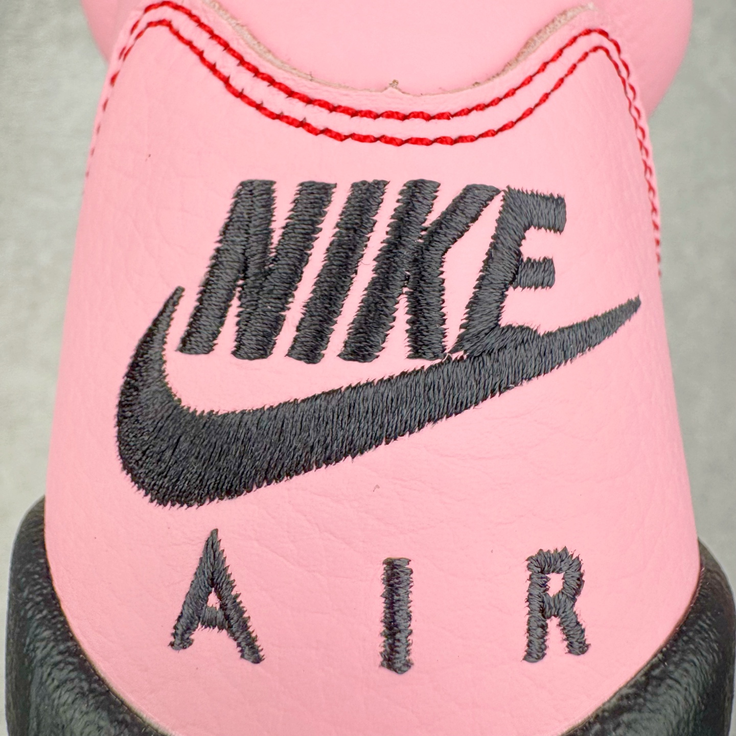 图片[24]-＃PK纯原 Awake NY x Air Jordan AJ5 联名北极粉 DV4982-600 SZ原厂全套原楦原纸板磨具开发 原厂皮料加持 原厂港宝加持定型后跟R度完美 同源原厂电绣 飞人针数密度立体效果一致 原厂拉帮手法 原厂配置纸衬高频鞋盒 原厂指令配双鞋带 原厂TPU网格鞋带扣 超高鞋面清洁度 最高QC检验标准 控制溢胶瑕疵 到手可放心比对发售原鞋 上脚百分百充正驾驭 尺码：40 40.5 41 42 42.5 43 44 44.5 45 46 47.5-选品中心