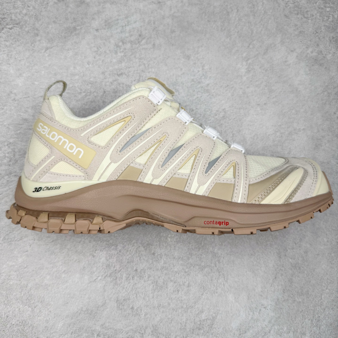 ＃HP纯原 SALOMON XA Pro 3D ADV 萨洛蒙潮流越野机能户外功能鞋 虎扑平台特供订单 耗时半年巨作 全套原纸板楦头开发 原厂特供网布配套加持 确保原汁原味 完美呈现版型 原档数据独家私模五层组合大底 男女鞋同步官方开发至46.5 原装Ortholite轻量化鞋垫 中底布带钢印编号 原厂TPU锁扣 进口港宝加持 后跟自然饱满 还原公司包裹性 鞋面采用SENSIFT贴合技术 全方位贴合包裹脚型 鞋跟部鞋底牵引设计 提供强大的抓地性能 更适应野外崎岖不平的道路 其3D ADVANCED CHASSIS底盘 材料轻量大化 钉齿设计更具稳定性 防护性 鞋底易磨损区运用CONTAGRIP高耐磨材料 应对城市硬质路面长距离跑考验 尺码：36 36.5 37.5 38 38.5 39 40 40.5 41 42 42.5 43 44 44.5 45 46 46.5-选品中心