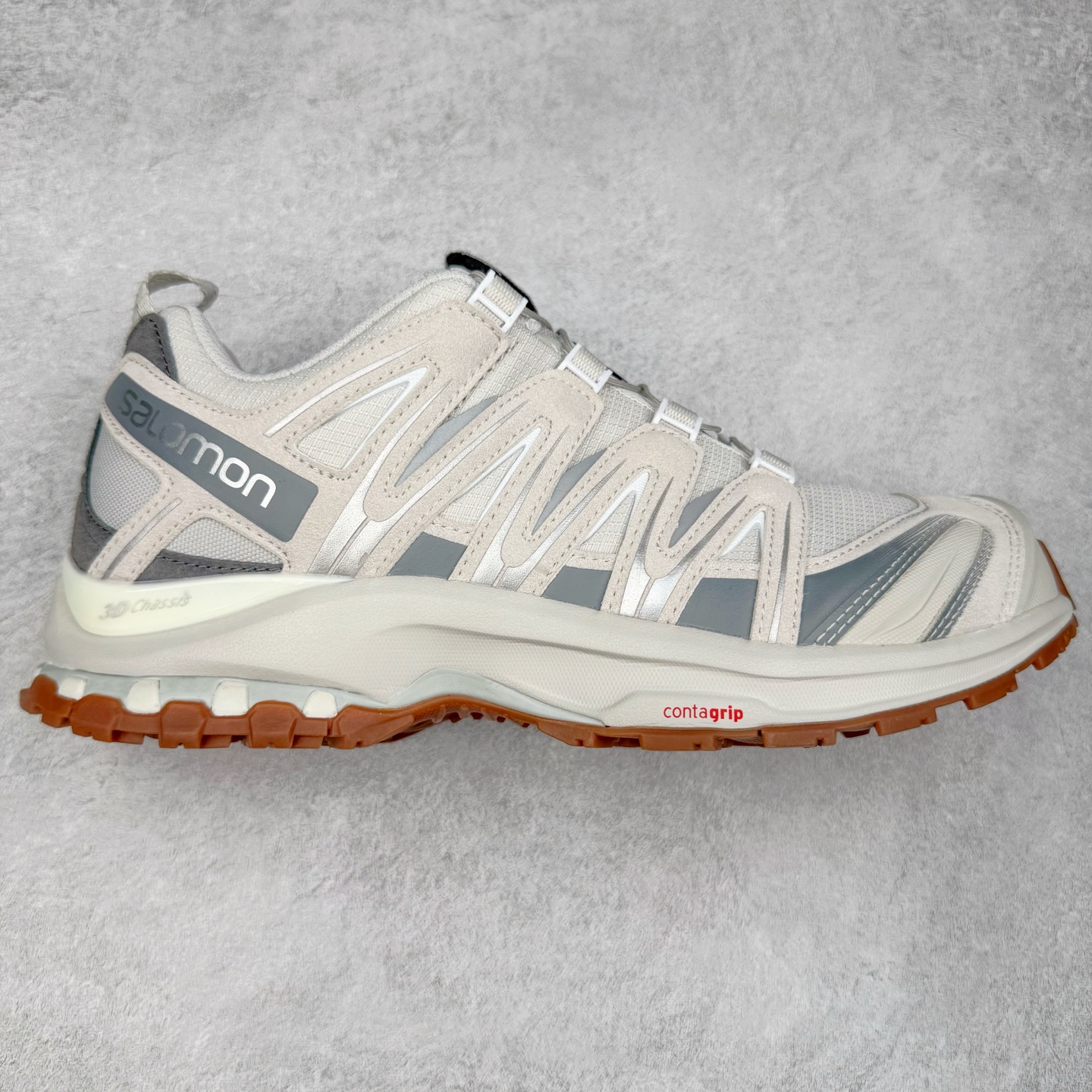 ＃HP纯原 SALOMON XA Pro 3D ADV 萨洛蒙潮流越野机能户外功能鞋 虎扑平台特供订单 耗时半年巨作 全套原纸板楦头开发 原厂特供网布配套加持 确保原汁原味 完美呈现版型 原档数据独家私模五层组合大底 男女鞋同步官方开发至46.5 原装Ortholite轻量化鞋垫 中底布带钢印编号 原厂TPU锁扣 进口港宝加持 后跟自然饱满 还原公司包裹性 鞋面采用SENSIFT贴合技术 全方位贴合包裹脚型 鞋跟部鞋底牵引设计 提供强大的抓地性能 更适应野外崎岖不平的道路 其3D ADVANCED CHASSIS底盘 材料轻量大化 钉齿设计更具稳定性 防护性 鞋底易磨损区运用CONTAGRIP高耐磨材料 应对城市硬质路面长距离跑考验 尺码：36 36.5 37.5 38 38.5 39 40 40.5 41 42 42.5 43 44 44.5 45 46 46.5-选品中心