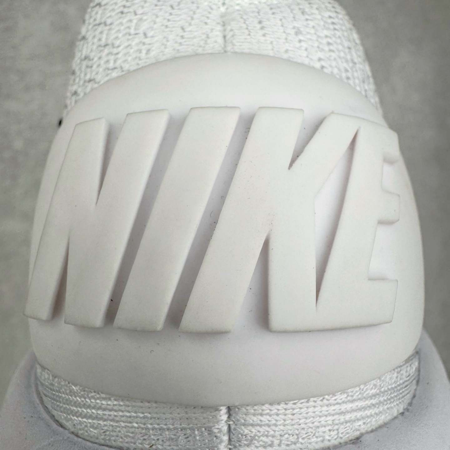 图片[10]-＃K版纯原 NK Hyperdunk HD2017 Low EP 实战篮球鞋 白黑 897637-100 实战神鞋 绝迹单品 圈内高端零售大神实体冲Z唯一指定的渠道版本 目前可过各类鉴定或无法鉴定 能操作的私聊 非PT本地产物 品控细节要求做到极致完美 材料细节质感百分百区别市面任意代号纯原版本 不惧任何对比 市场独一档的产物 实体冲Z标准严格把控 每一处细节分毫不差 原汁原味公司货的味道 尺码：39 40 40.5 41 42 42.5 43 44 44.5 45 46 47.5\\r-选品中心