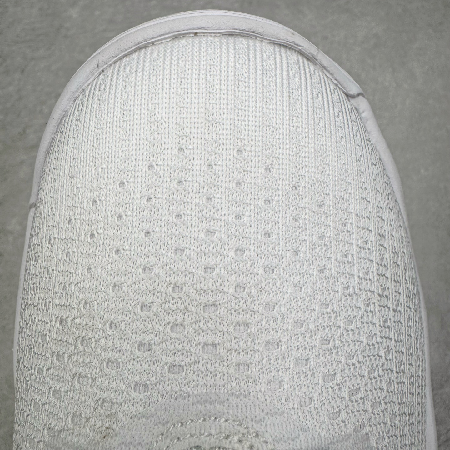 图片[16]-＃K版纯原 NK Hyperdunk HD2017 Low EP 实战篮球鞋 白黑 897637-100 实战神鞋 绝迹单品 圈内高端零售大神实体冲Z唯一指定的渠道版本 目前可过各类鉴定或无法鉴定 能操作的私聊 非PT本地产物 品控细节要求做到极致完美 材料细节质感百分百区别市面任意代号纯原版本 不惧任何对比 市场独一档的产物 实体冲Z标准严格把控 每一处细节分毫不差 原汁原味公司货的味道 尺码：39 40 40.5 41 42 42.5 43 44 44.5 45 46 47.5\\r-选品中心