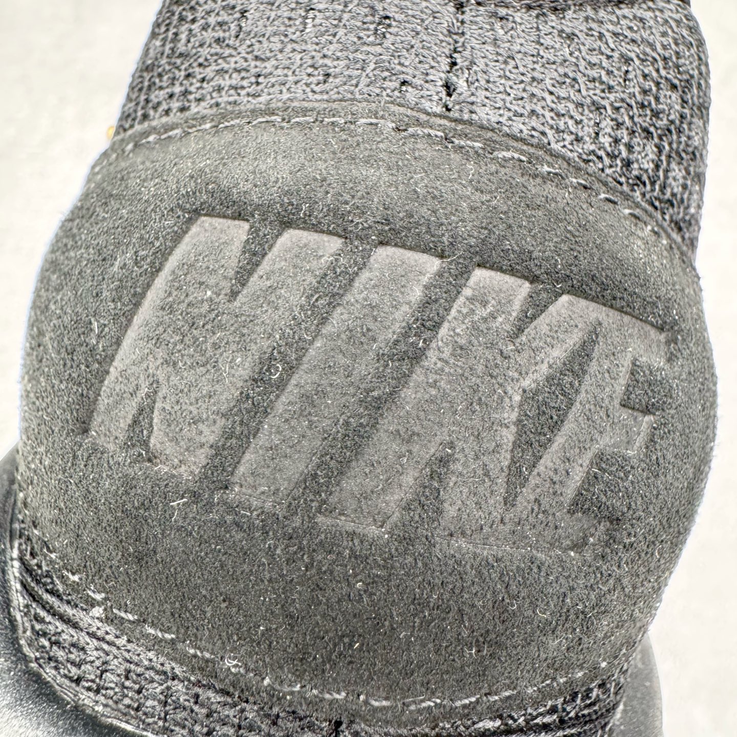 图片[15]-＃K版纯原 NK Hyperdunk HD2017 Low EP 实战篮球鞋 黑金 IH0634-070 实战神鞋 绝迹单品 圈内高端零售大神实体冲Z唯一指定的渠道版本 目前可过各类鉴定或无法鉴定 能操作的私聊 非PT本地产物 品控细节要求做到极致完美 材料细节质感百分百区别市面任意代号纯原版本 不惧任何对比 市场独一档的产物 实体冲Z标准严格把控 每一处细节分毫不差 原汁原味公司货的味道 尺码：39 40 40.5 41 42 42.5 43 44 44.5 45 46 47.5\\r-选品中心