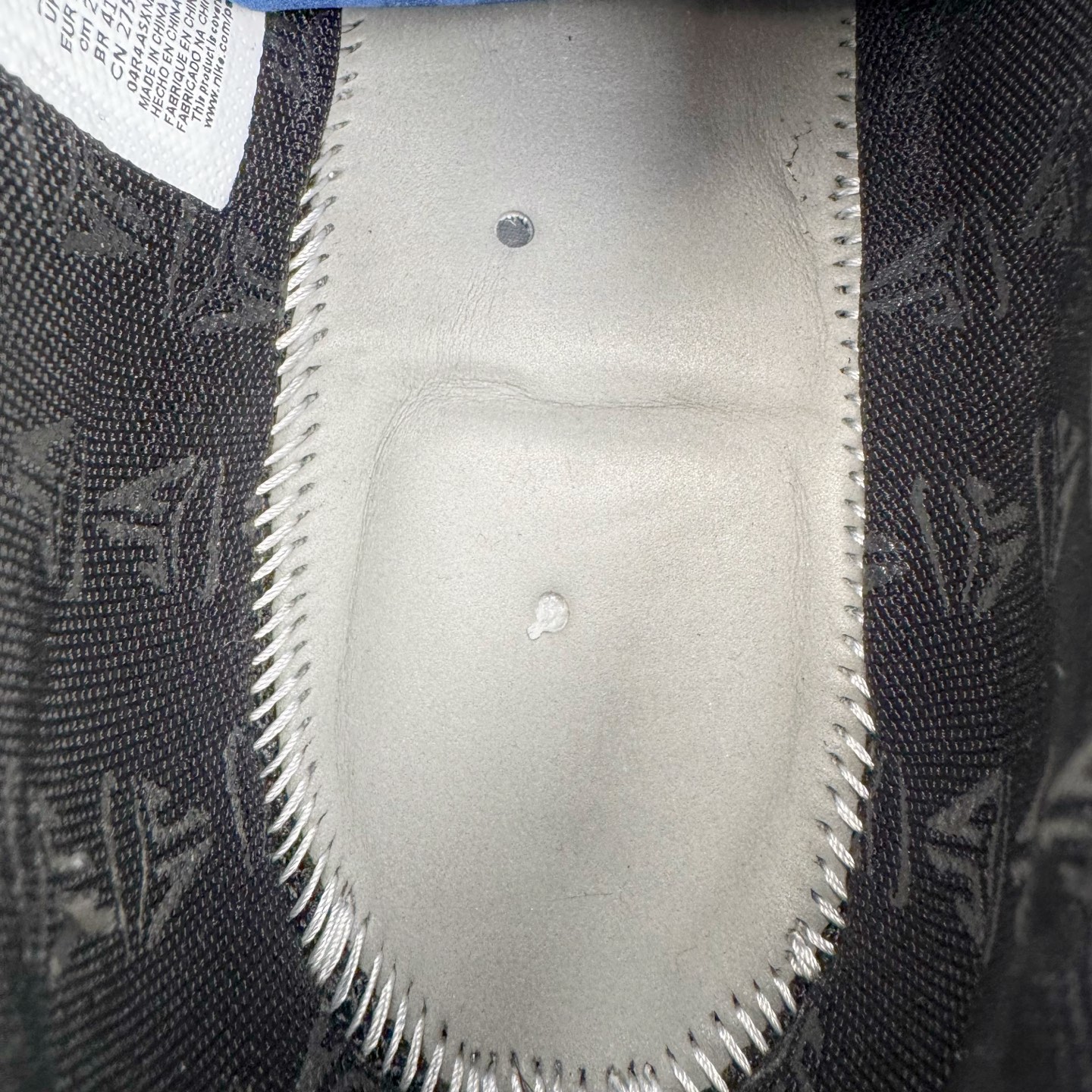 图片[19]-＃灭世/Max Swarovski/施华洛世奇 x NK Ja 2 Scratch EP 莫兰特二代柔软舒适防滑耐磨透气支撑轻便 低帮篮球鞋 联名黑色 IB3860-001 2024『压轴』后卫实战旗舰 圣枪腰王 重磅革新登场🌪 🔝历时5个月！全力打造 科比➕欧文系列 综合体 ！Pt实战体验天花板上限 再度提高🔝 ✅【顶配缓震】独家革新搭载 前掌5mm TURBO气垫 兼具贴地与缓震！（正品仅长方形小气垫）➕后掌大马蹄14mm厚 气垫 提高后掌缓震极限 （正品后掌无气垫） ✅【顶级抗扭】 搭载硬度65HC 发泡中底框架 ➕高强度中足抗扭片 革新升级 赛事级抗扭水平！独此一家 ✅【顶级支撑】鞋身侧向包裹 双层补强层 200斤以上选手 也可驾驭（正品仅一层）对比市场货品偷工减料 不可同日而语！ ✅气垫气压上脚即可感受！后掌鞋垫掀开可见气垫轮廓（谨防窜货） 鞋底止滑配方 无需磨合 原地起飞🛫 NK年度后卫旗舰 独家革新升级 『口碑源自专业 实力来源于专注』 真灭世纯原 切勿被市场仿冒吊牌挂羊头卖狗肉 尺码：39-46 正码正拍-选品中心