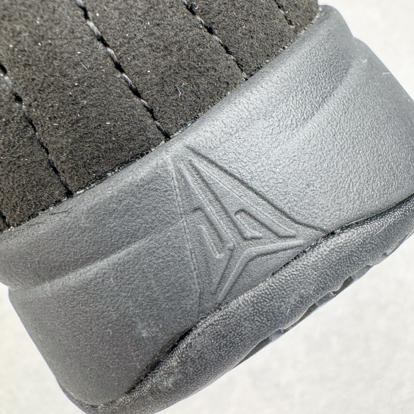 图片[10]-＃灭世/Max Swarovski/施华洛世奇 x NK Ja 2 Scratch EP 莫兰特二代柔软舒适防滑耐磨透气支撑轻便 低帮篮球鞋 联名黑色 IB3860-001 2024『压轴』后卫实战旗舰 圣枪腰王 重磅革新登场🌪 🔝历时5个月！全力打造 科比➕欧文系列 综合体 ！Pt实战体验天花板上限 再度提高🔝 ✅【顶配缓震】独家革新搭载 前掌5mm TURBO气垫 兼具贴地与缓震！（正品仅长方形小气垫）➕后掌大马蹄14mm厚 气垫 提高后掌缓震极限 （正品后掌无气垫） ✅【顶级抗扭】 搭载硬度65HC 发泡中底框架 ➕高强度中足抗扭片 革新升级 赛事级抗扭水平！独此一家 ✅【顶级支撑】鞋身侧向包裹 双层补强层 200斤以上选手 也可驾驭（正品仅一层）对比市场货品偷工减料 不可同日而语！ ✅气垫气压上脚即可感受！后掌鞋垫掀开可见气垫轮廓（谨防窜货） 鞋底止滑配方 无需磨合 原地起飞🛫 NK年度后卫旗舰 独家革新升级 『口碑源自专业 实力来源于专注』 真灭世纯原 切勿被市场仿冒吊牌挂羊头卖狗肉 尺码：39-46 正码正拍-选品中心