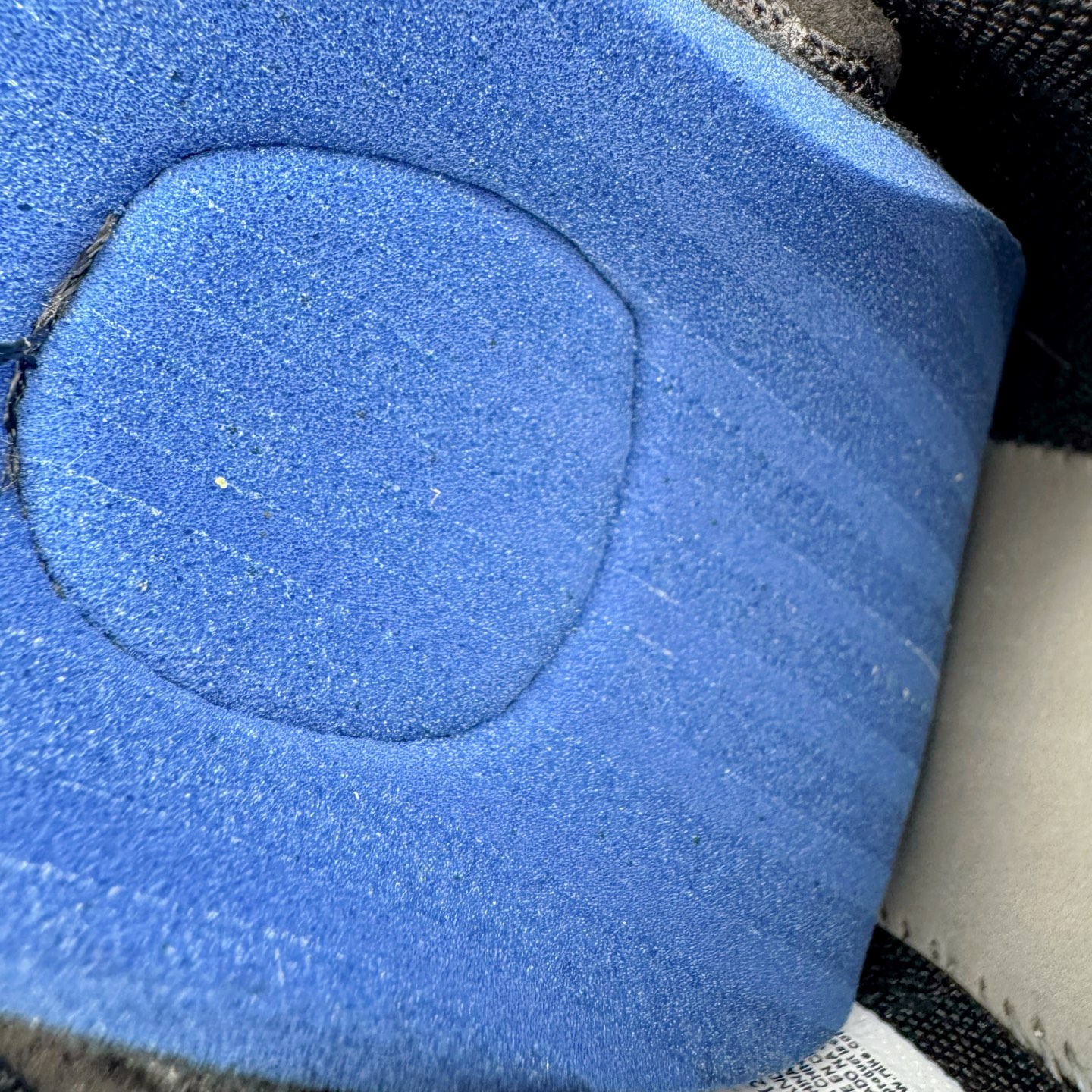 图片[20]-＃灭世/Max Swarovski/施华洛世奇 x NK Ja 2 Scratch EP 莫兰特二代柔软舒适防滑耐磨透气支撑轻便 低帮篮球鞋 联名黑色 IB3860-001 2024『压轴』后卫实战旗舰 圣枪腰王 重磅革新登场🌪 🔝历时5个月！全力打造 科比➕欧文系列 综合体 ！Pt实战体验天花板上限 再度提高🔝 ✅【顶配缓震】独家革新搭载 前掌5mm TURBO气垫 兼具贴地与缓震！（正品仅长方形小气垫）➕后掌大马蹄14mm厚 气垫 提高后掌缓震极限 （正品后掌无气垫） ✅【顶级抗扭】 搭载硬度65HC 发泡中底框架 ➕高强度中足抗扭片 革新升级 赛事级抗扭水平！独此一家 ✅【顶级支撑】鞋身侧向包裹 双层补强层 200斤以上选手 也可驾驭（正品仅一层）对比市场货品偷工减料 不可同日而语！ ✅气垫气压上脚即可感受！后掌鞋垫掀开可见气垫轮廓（谨防窜货） 鞋底止滑配方 无需磨合 原地起飞🛫 NK年度后卫旗舰 独家革新升级 『口碑源自专业 实力来源于专注』 真灭世纯原 切勿被市场仿冒吊牌挂羊头卖狗肉 尺码：39-46 正码正拍-选品中心