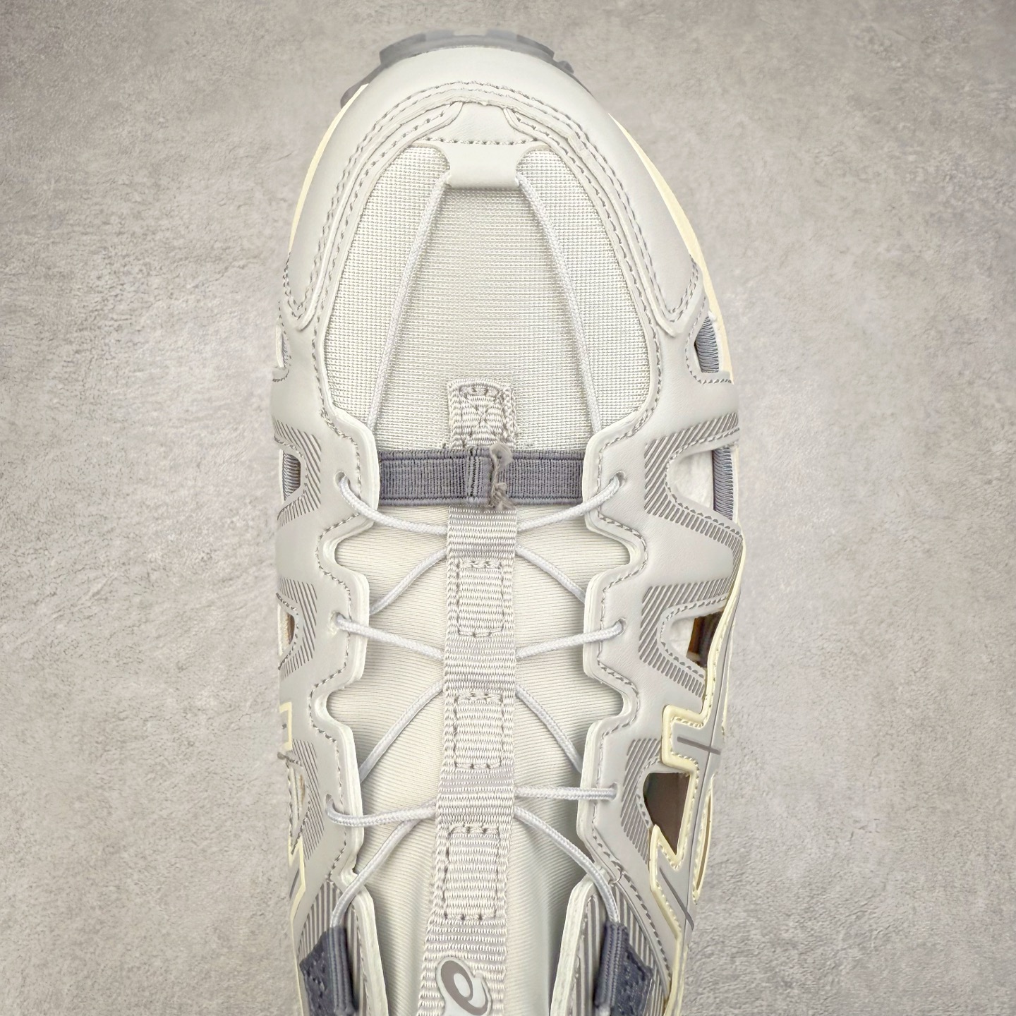 图片[4]-Asics Gel-Sonoma SE 亚瑟士溯溪鞋涉水鞋洞洞鞋 舒适日常休闲百搭防滑低帮户外徒步舒适随行跑步鞋 无界 路更远 今夏必备 颠覆认知 包裹性超强 脚感非常之舒适 侧面镂空设计 透气性极佳 让微风灌入足底 为沸腾夏日注入清爽能量防滑效果也不错 颜值与性能兼备 各平台实体疯狂种草首选 尺码：36 37.5 38 39 40 40.5 41.5 42 42.5 43.5 44 45 46-选品中心