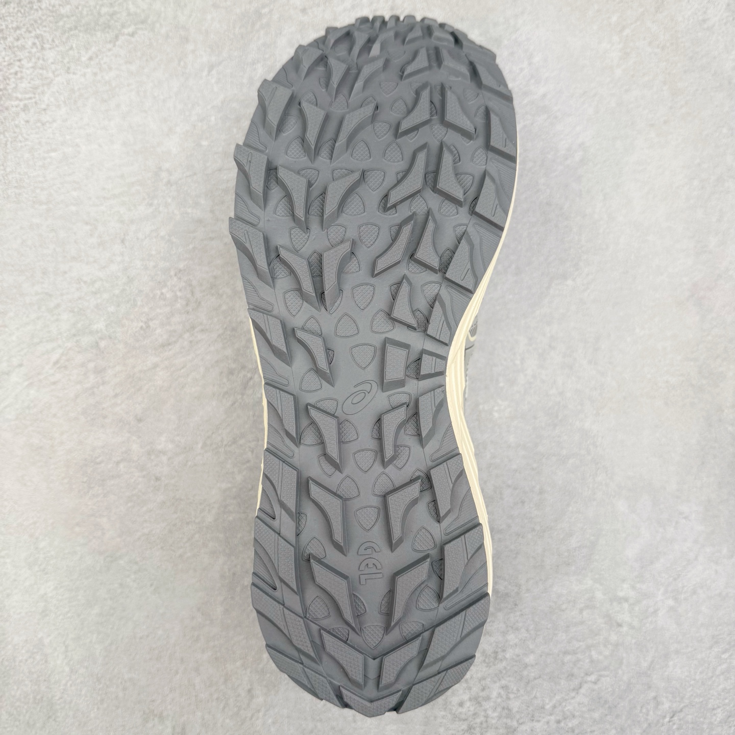 图片[9]-Asics Gel-Sonoma SE 亚瑟士溯溪鞋涉水鞋洞洞鞋 舒适日常休闲百搭防滑低帮户外徒步舒适随行跑步鞋 无界 路更远 今夏必备 颠覆认知 包裹性超强 脚感非常之舒适 侧面镂空设计 透气性极佳 让微风灌入足底 为沸腾夏日注入清爽能量防滑效果也不错 颜值与性能兼备 各平台实体疯狂种草首选 尺码：36 37.5 38 39 40 40.5 41.5 42 42.5 43.5 44 45 46-选品中心