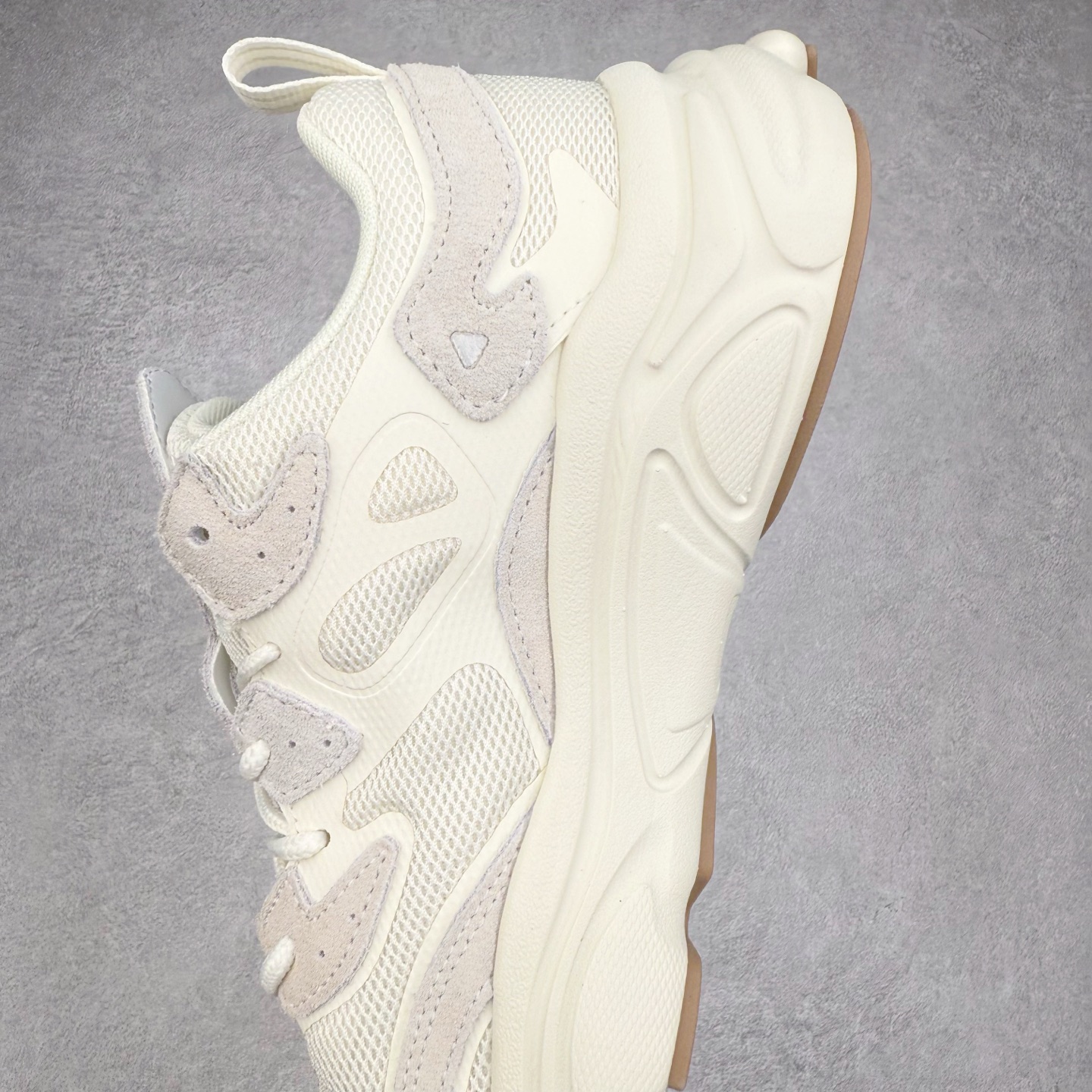 图片[7]-FILA SKIIPPER 斐乐火星2.0减震防滑网面老爹鞋 复古风重现 原鞋开版定制 正品同步鞋材 皮革拼接麂皮 搭配透气网布 主打复古潮流 白粉紫撞色设计 视觉冲击十足 超厚EVA软底设计 轻量舒适脚感 附带内增高效果 妥妥仙女款 完美上脚体验 女神必入单品 强烈推荐 尺码：35.5 36 36.5 37.5 38 38.5 39 40 40.5 41 42 42.5 43 44 44.5 45 45.5-选品中心