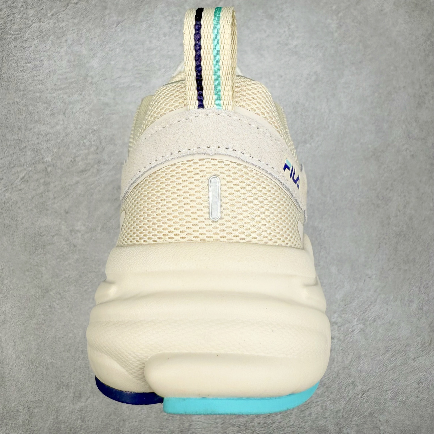 图片[8]-FILA SKIIPPER 斐乐火星2.0减震防滑网面老爹鞋 复古风重现 原鞋开版定制 正品同步鞋材 皮革拼接麂皮 搭配透气网布 主打复古潮流 白粉紫撞色设计 视觉冲击十足 超厚EVA软底设计 轻量舒适脚感 附带内增高效果 妥妥仙女款 完美上脚体验 女神必入单品 强烈推荐 尺码：35.5 36 36.5 37.5 38 38.5 39 40 40.5 41 42 42.5 43 44 44.5 45 45.5-选品中心