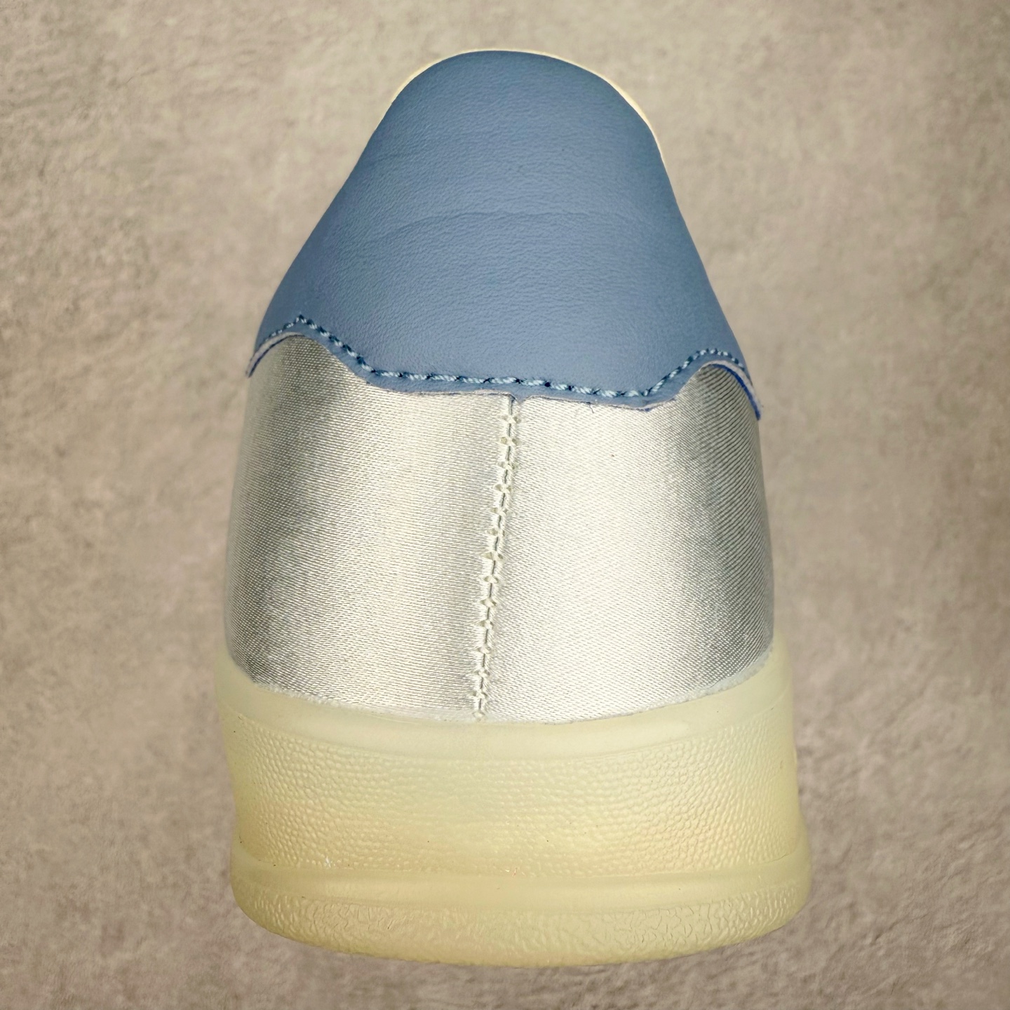 图片[8]-AD Gazelle Indoor Trainers 羚羊内训系列低帮复古百搭休闲运动德训风板鞋 JI2711 90年代经典的复刻版！自60年代以足球训练鞋面世以来,Gazelle就以其经典设计席卷全球。1991年版本的复刻,再造经典Gazelle。采用皮革打造,搭配浊色细节,让这款经典更加简约。尺码：36 36⅔ 37⅓ 38 38⅔ 39⅓ 40 40⅔ 41⅓ 42 42⅔ 43⅓ 44⅓ 44⅔ 45-选品中心